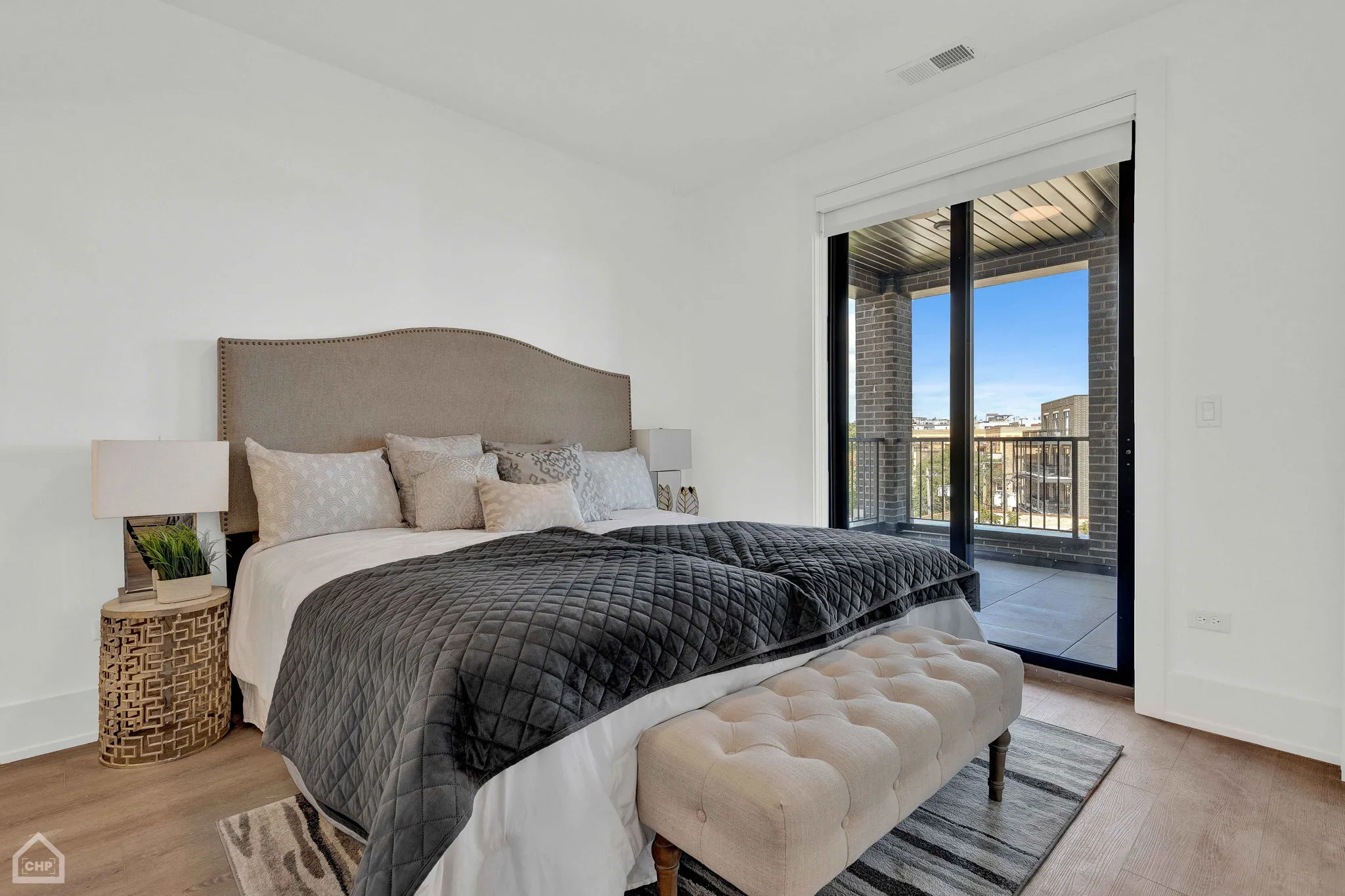 1603 W Belmont Ave 60657 60657-1603 W Belmont-Chicago-IL