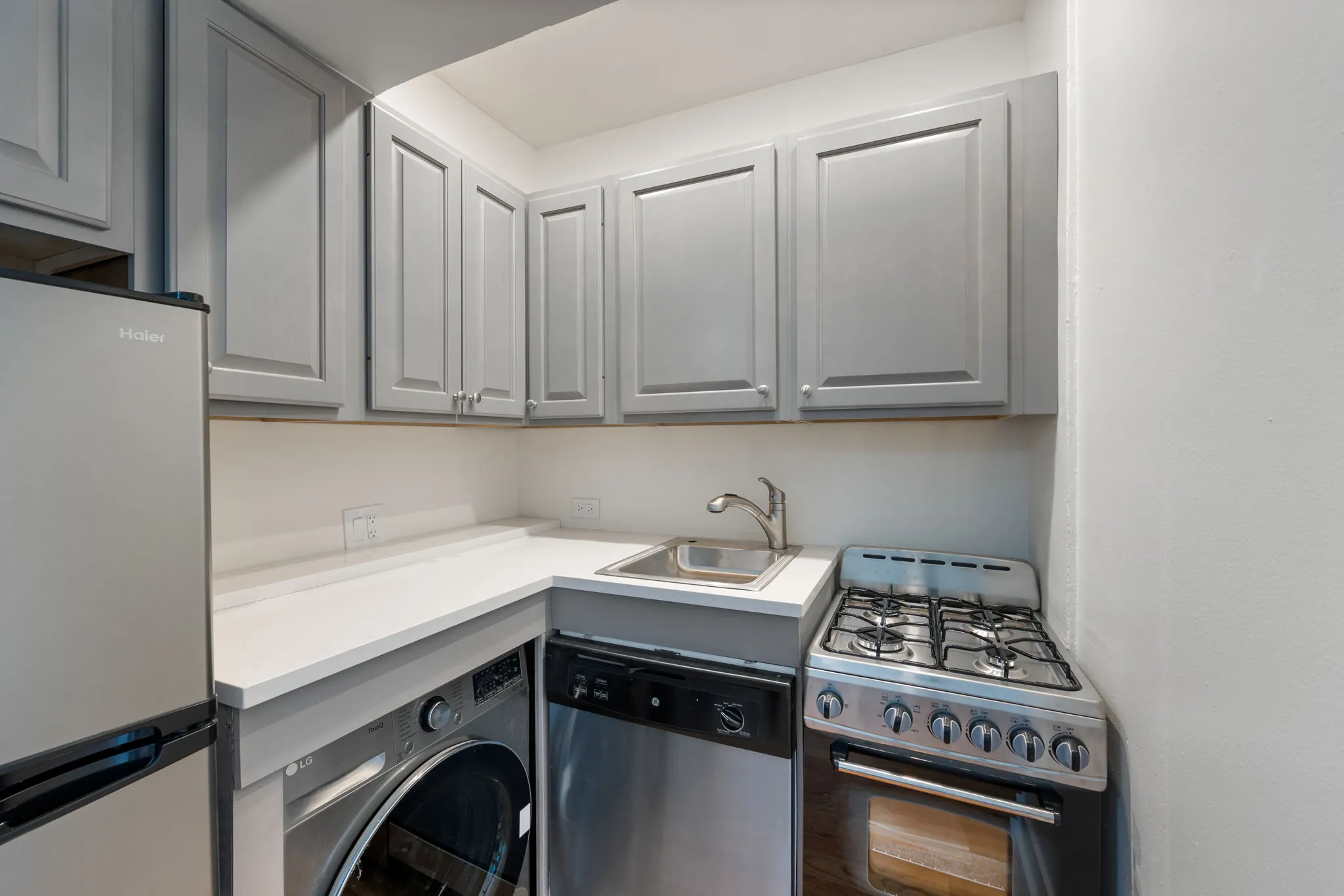 1100 N LASALLE ST 60610-LaSalle Apartments-unit#ST-Chicago-IL