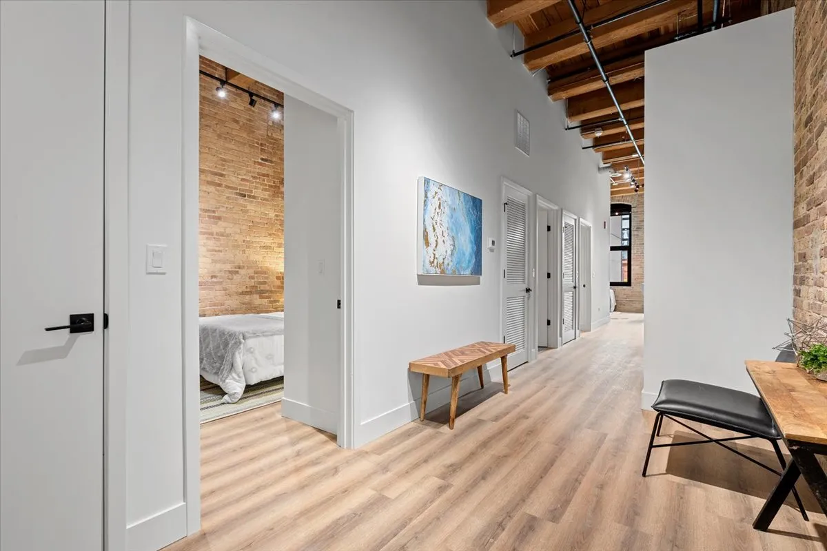 153 W Ohio St   60654 60654-Paper Box Lofts-Chicago-IL