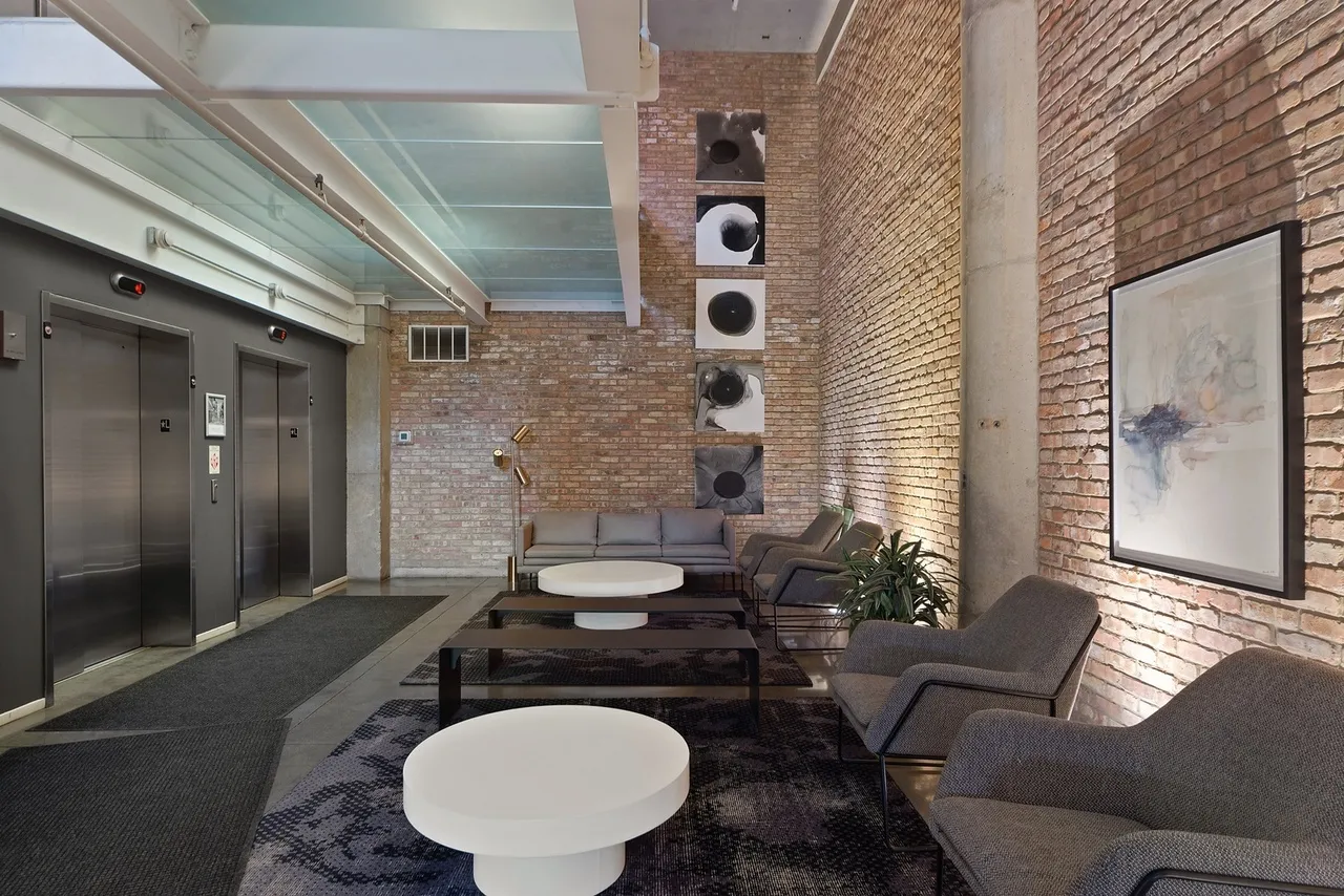 1800 W Grace St   60613 60613-1800 Lofts-unit#419-Chicago-IL