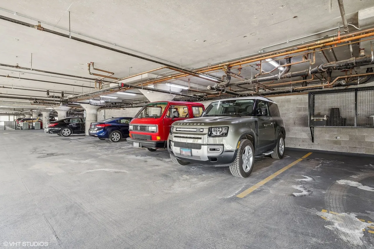 1800 W Grace St   60613 60613-1800 Lofts-unit#419-Chicago-IL