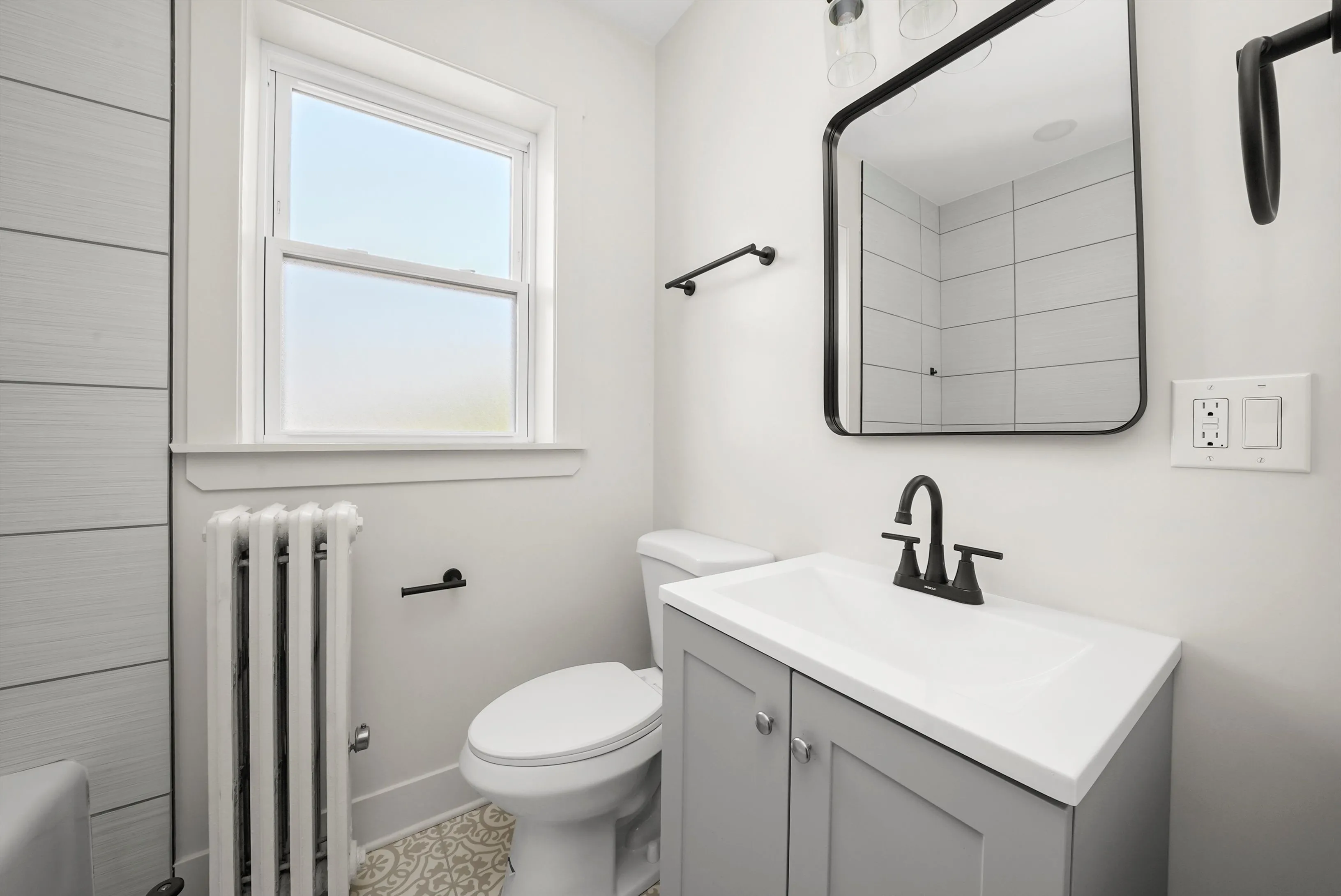 3035 W Rosemont Ave   60659 60659-The Rosemont-Chicago-IL