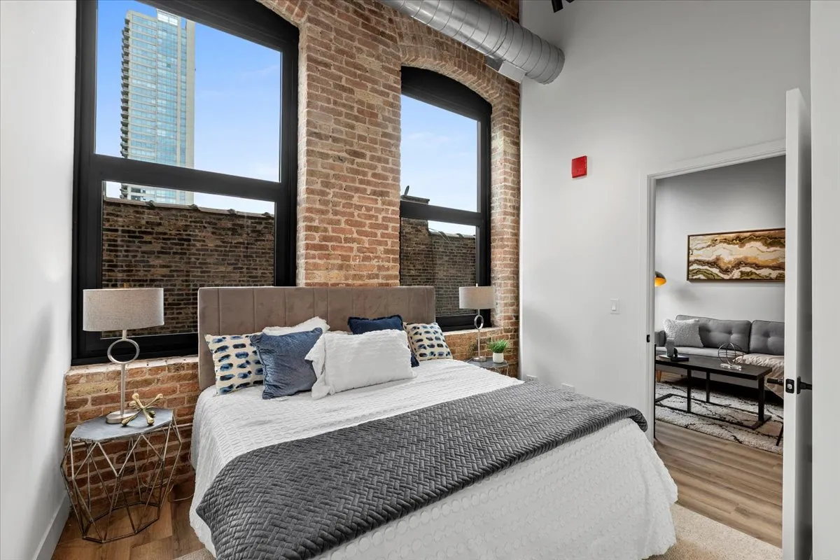 153 W Ohio St   60654 60654-Paper Box Lofts-Chicago-IL