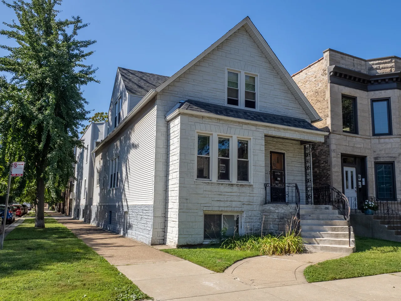 1901 W Belle Plaine Ave 60613 60613-unit#Garden-Chicago-IL