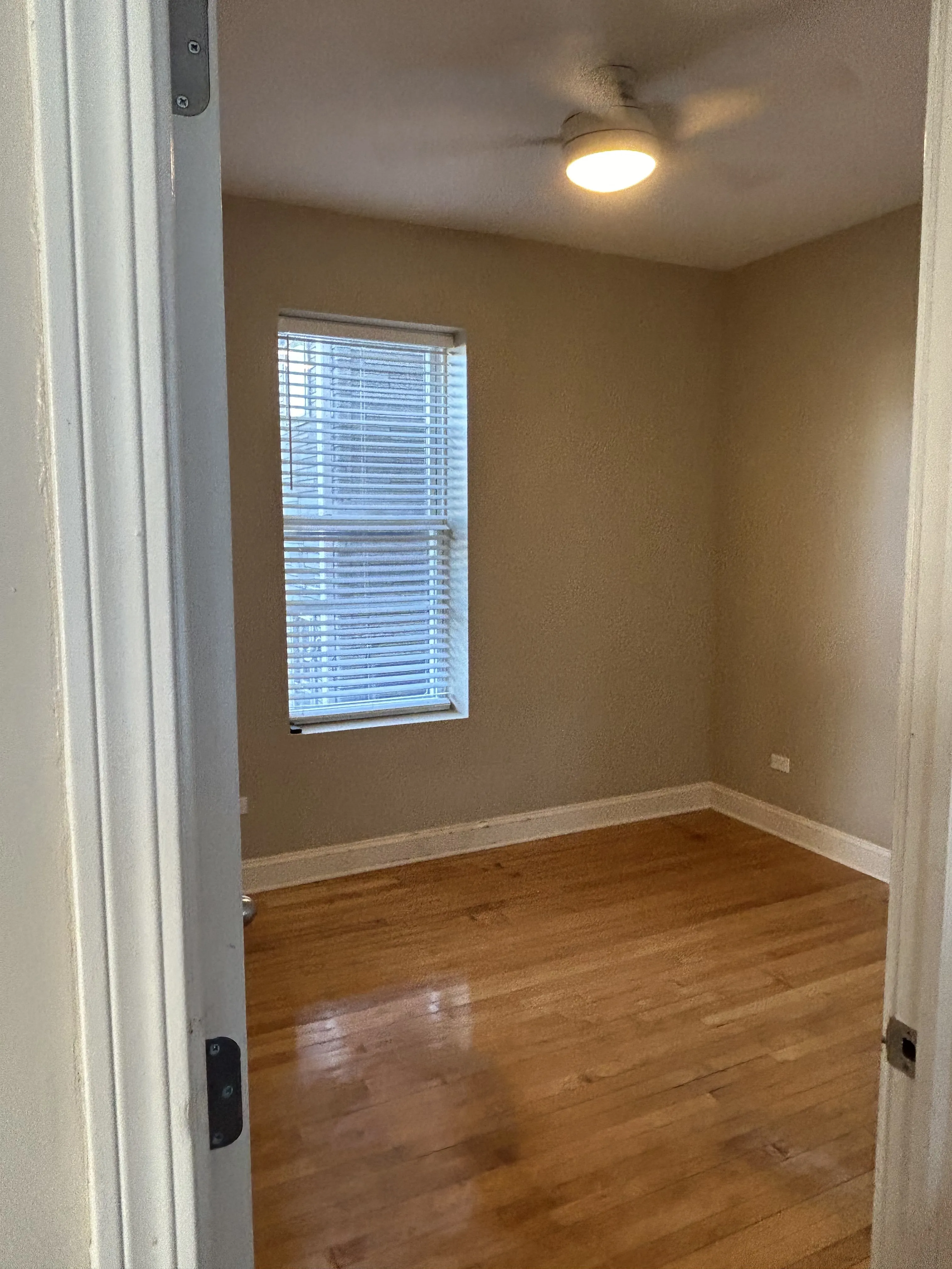 4716 N SAWYER AVE 60625-Sawyer Building-unit#1R-Chicago-IL