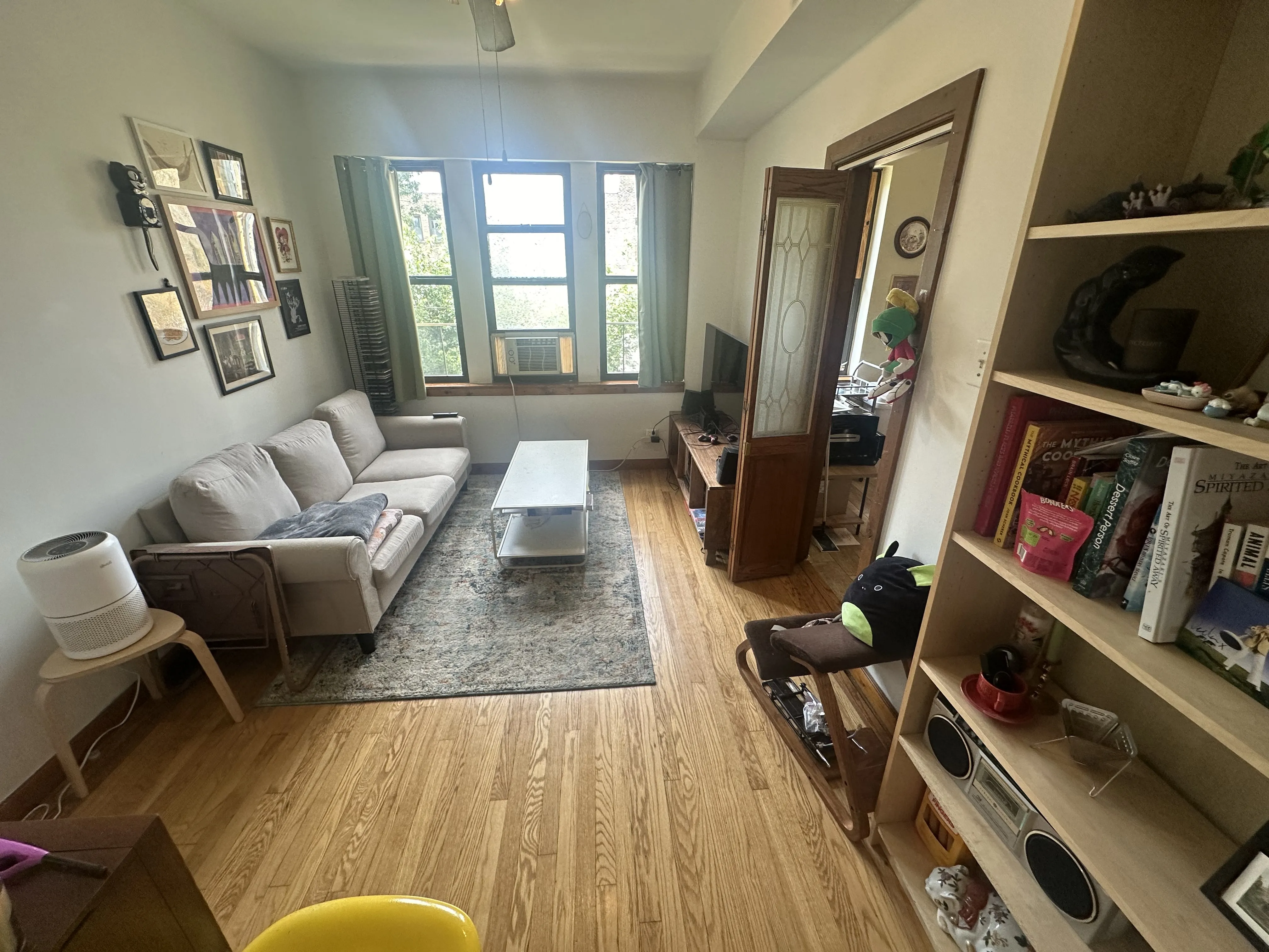 1908 N DRAKE AVE 60647-1908 N Drake Apartments-unit#2-A-Chicago-IL