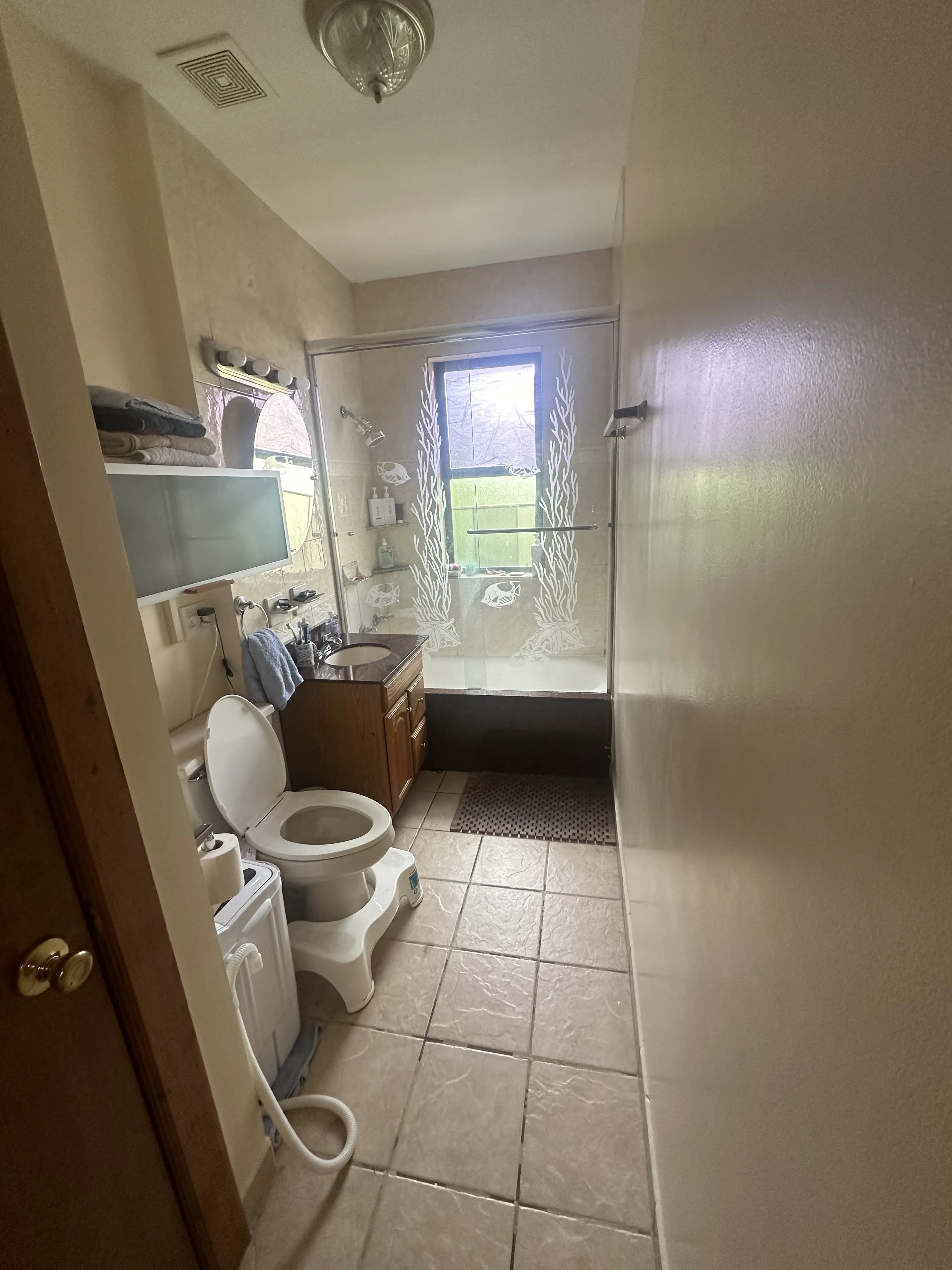 1908 N DRAKE AVE 60647-1908 N Drake Apartments-unit#2-A-Chicago-IL