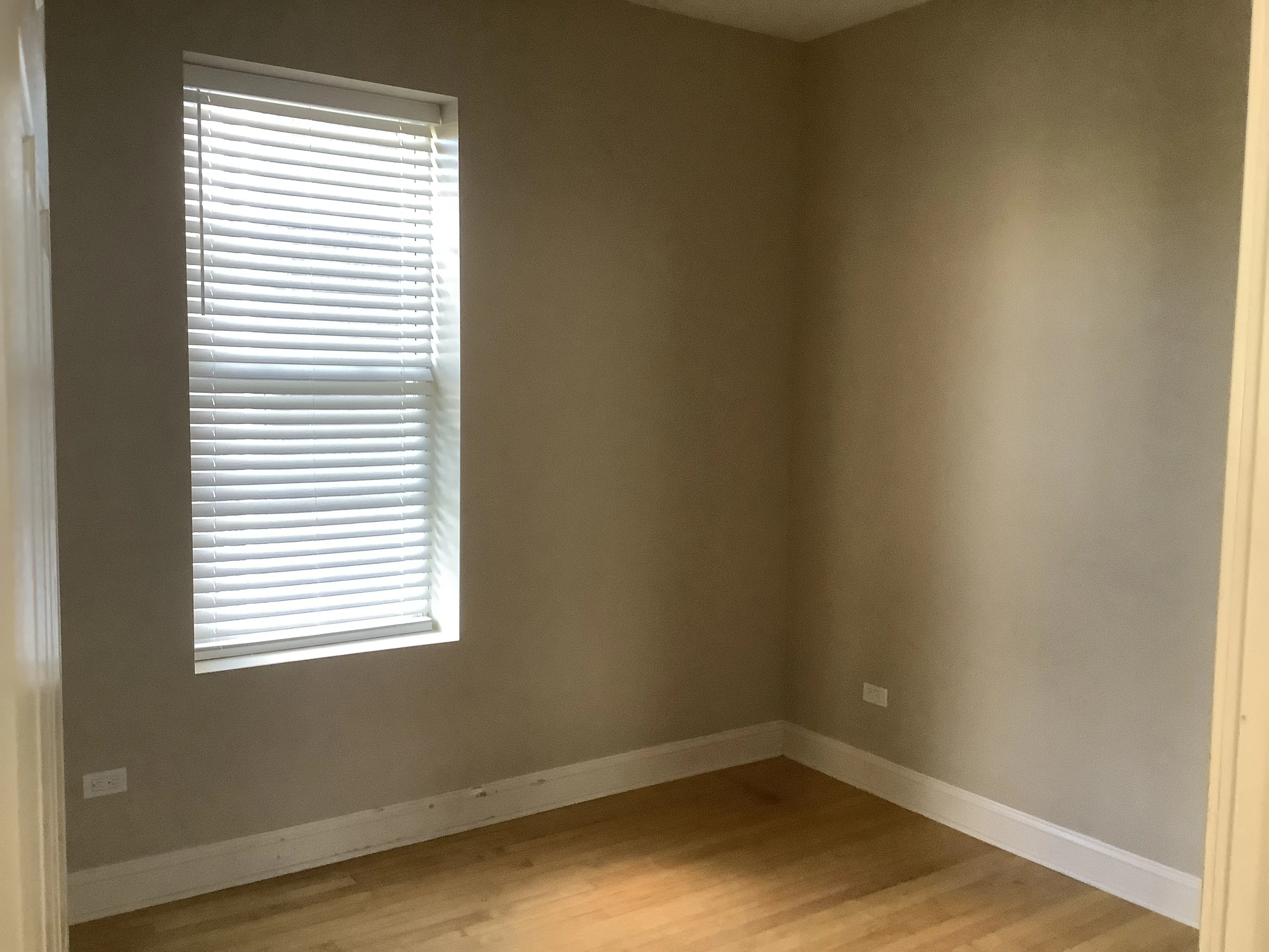 4716 N SAWYER AVE 60625-Sawyer Building-unit#1R-Chicago-IL