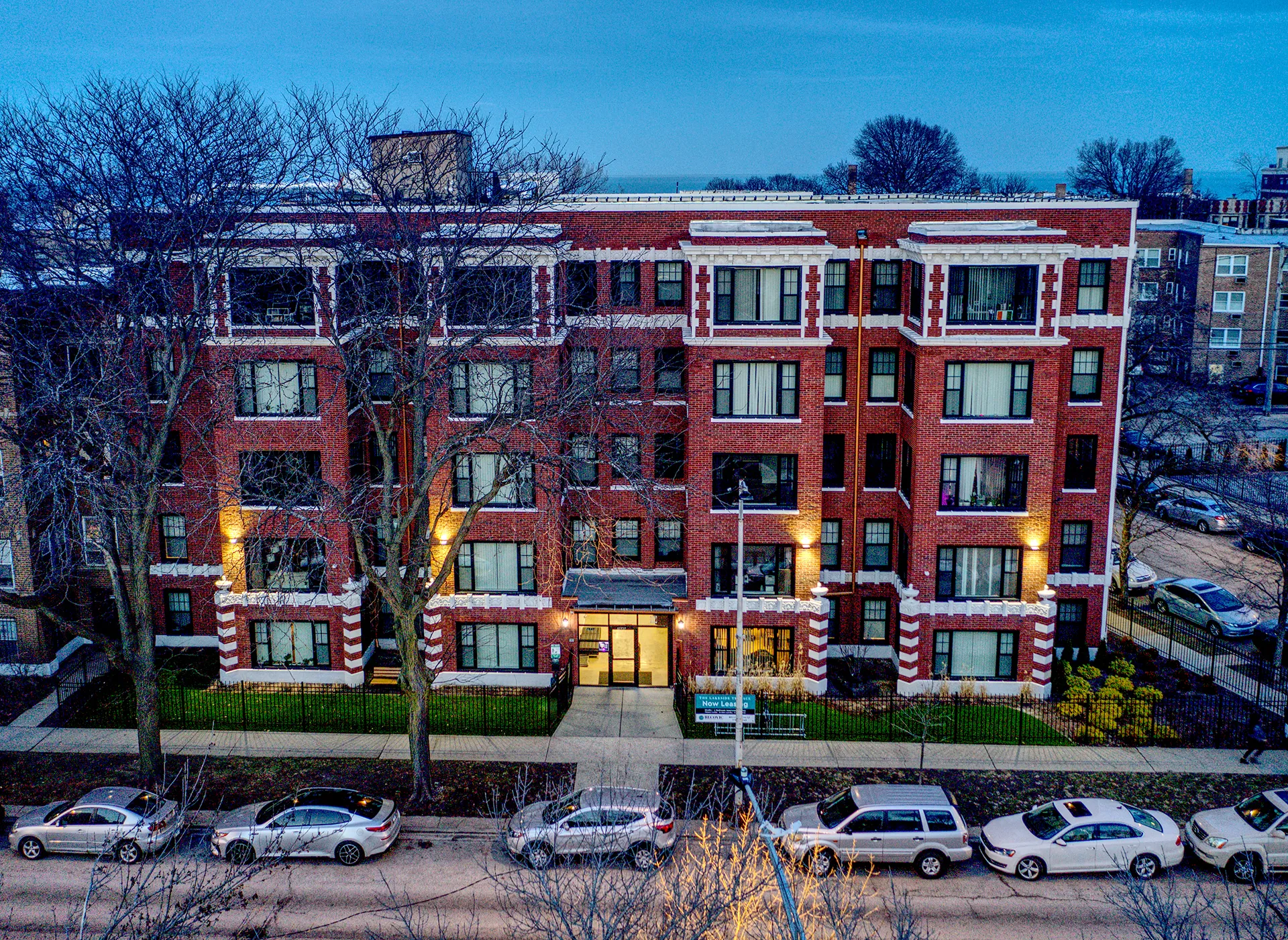 The Lakeside Terrace Apartments