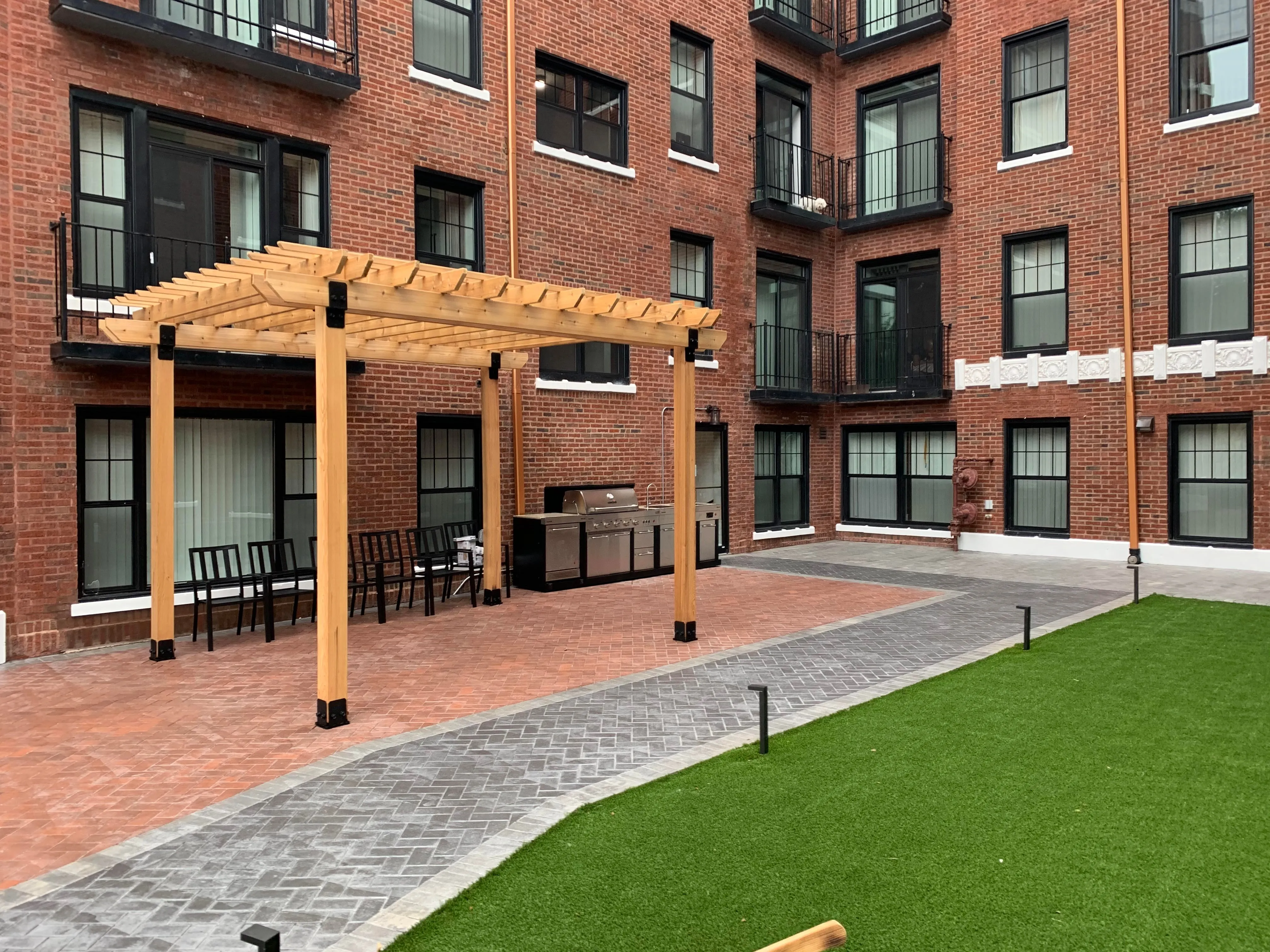 The Lakeside Terrace Apartments