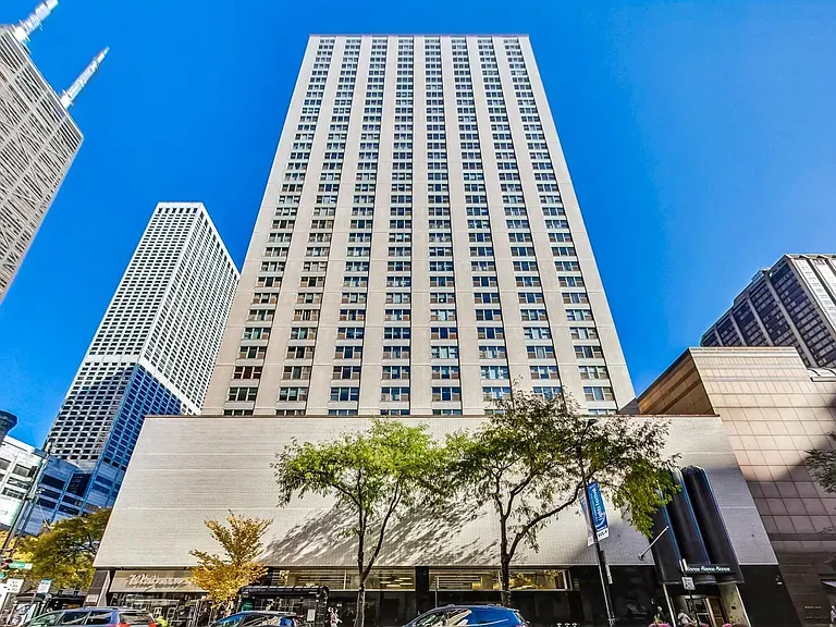 777 Michigan Ave 60611 60611-Chicago-IL