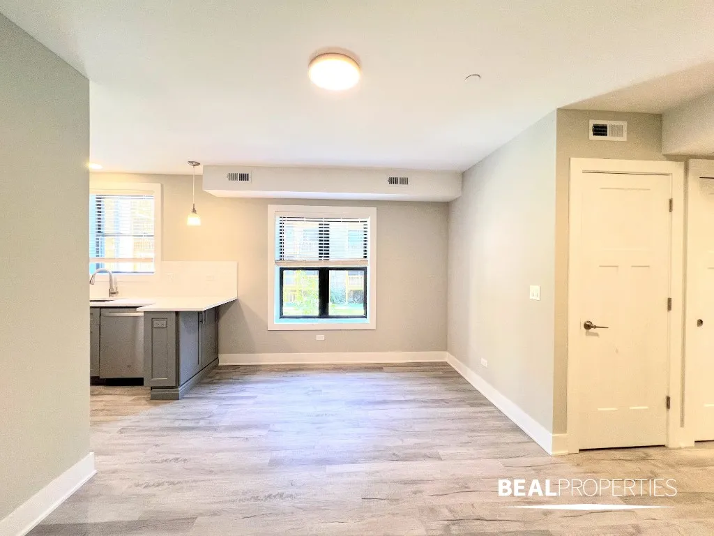 1139 Oak Ave 60202 60202-Evanston-IL