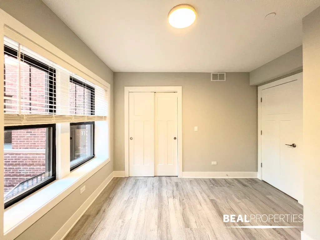 1139 Oak Ave   60202 60202-Evanston-IL