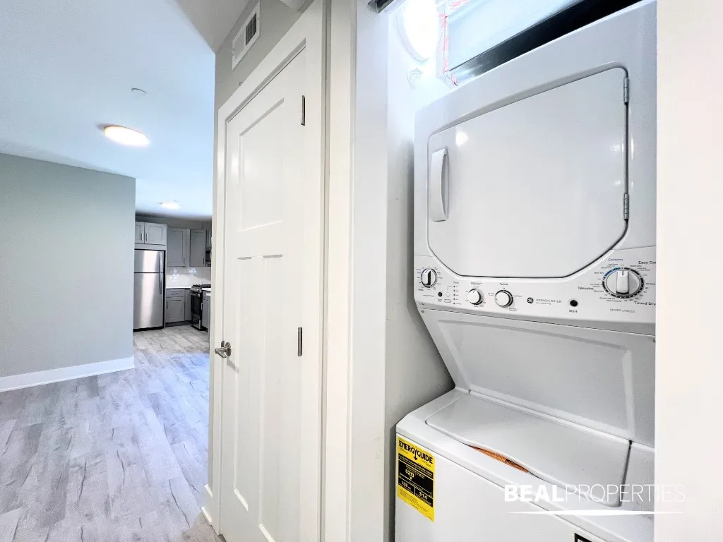 1139 Oak Ave   60202 60202-Evanston-IL