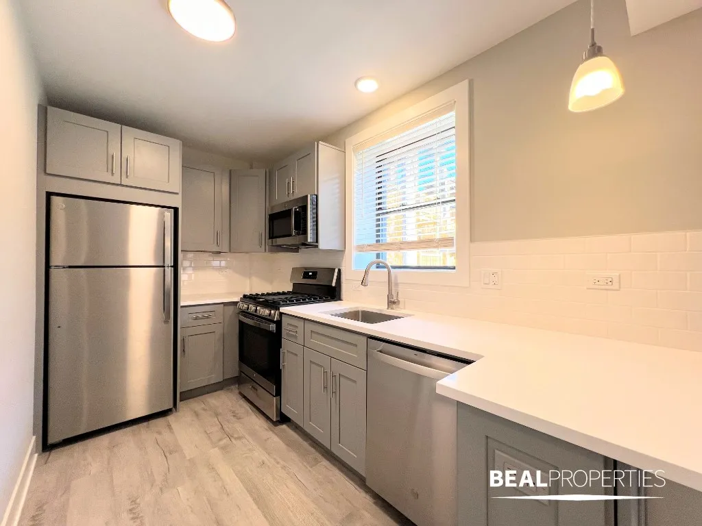 1139 Oak Ave   60202 60202-Evanston-IL