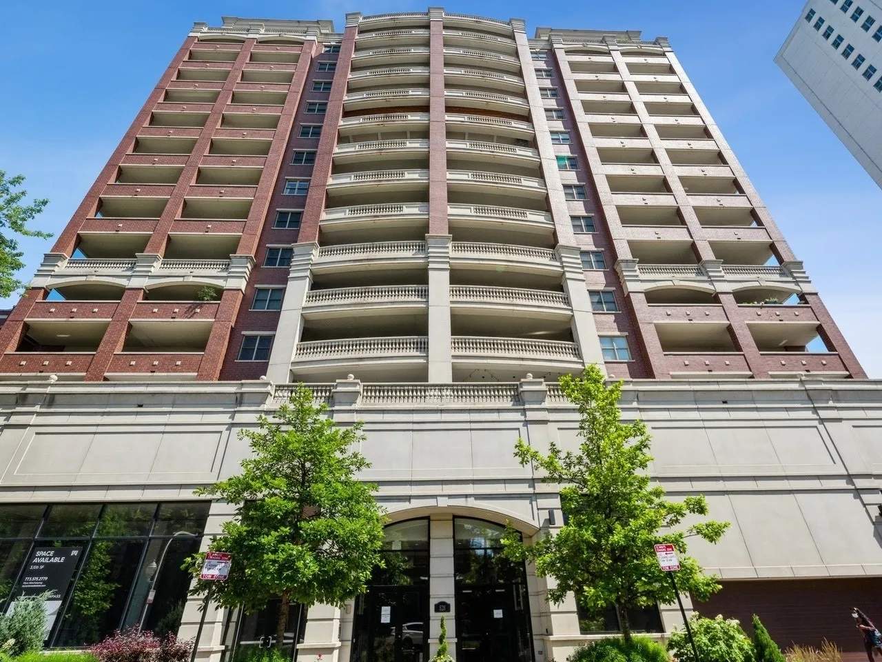 828 W Grace St 60613 60613-unit#408-Chicago-IL