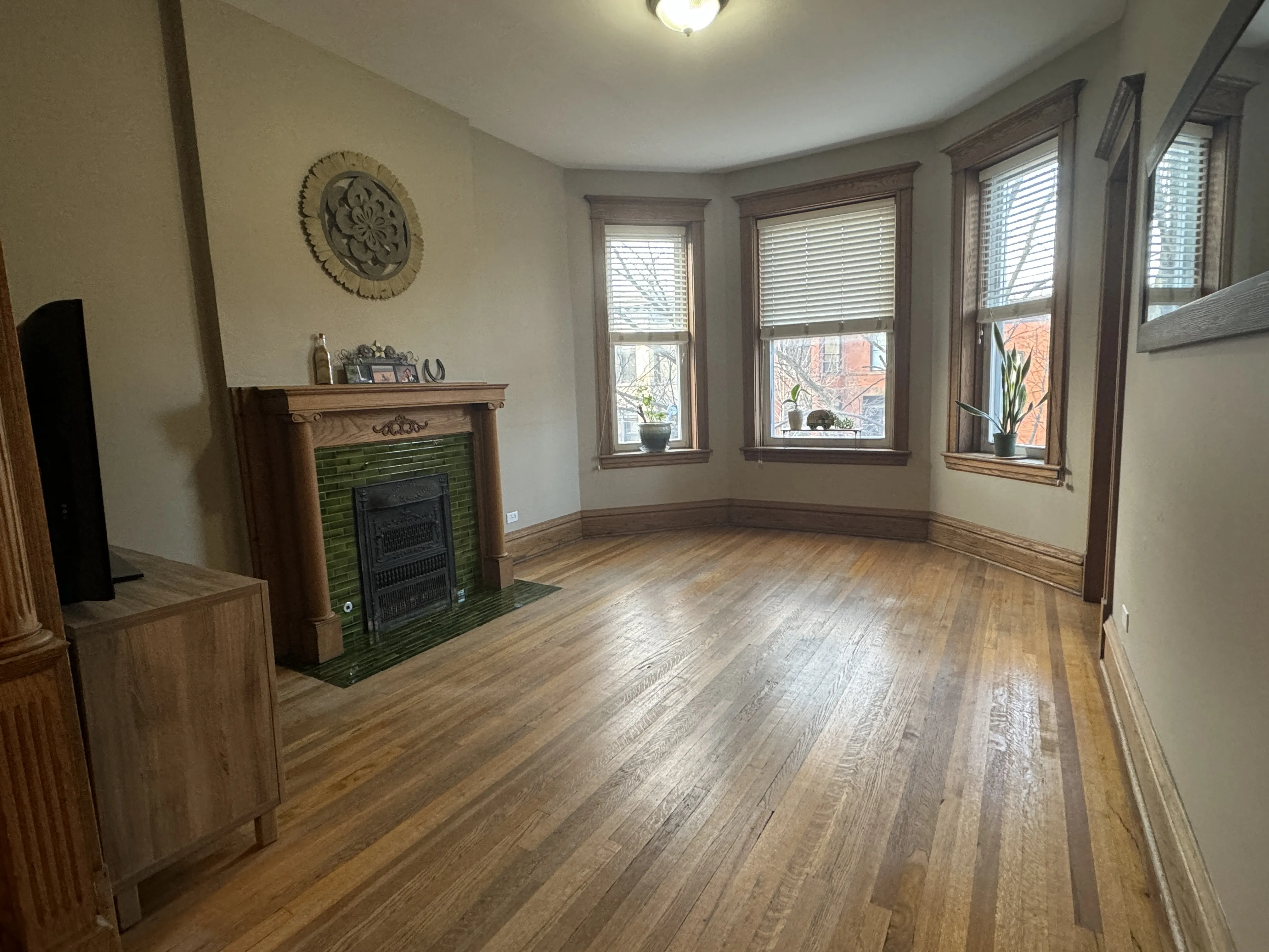 1539 N LEAVITT ST 60622-1820-CHICAGO-IL