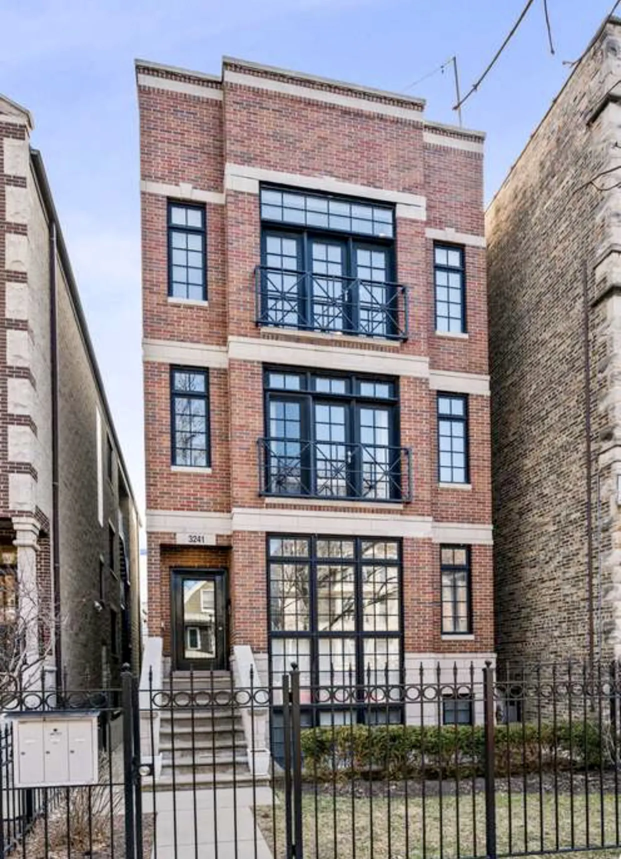 3241 N Clifton Ave 60657 60657-unit#3-Chicago-IL