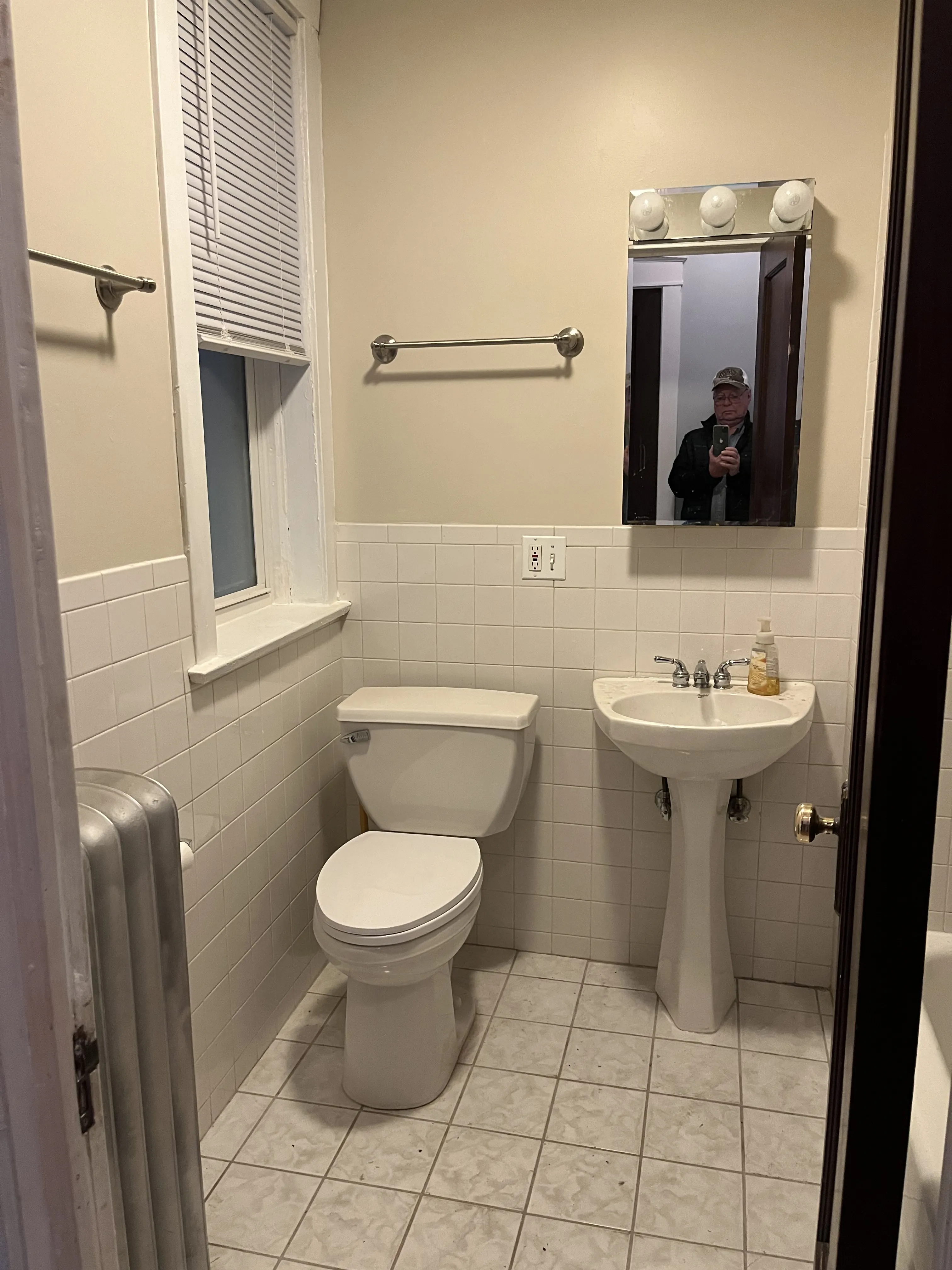 6345 N LAKEWOOD AVE 60660-unit#3-Chicago-IL