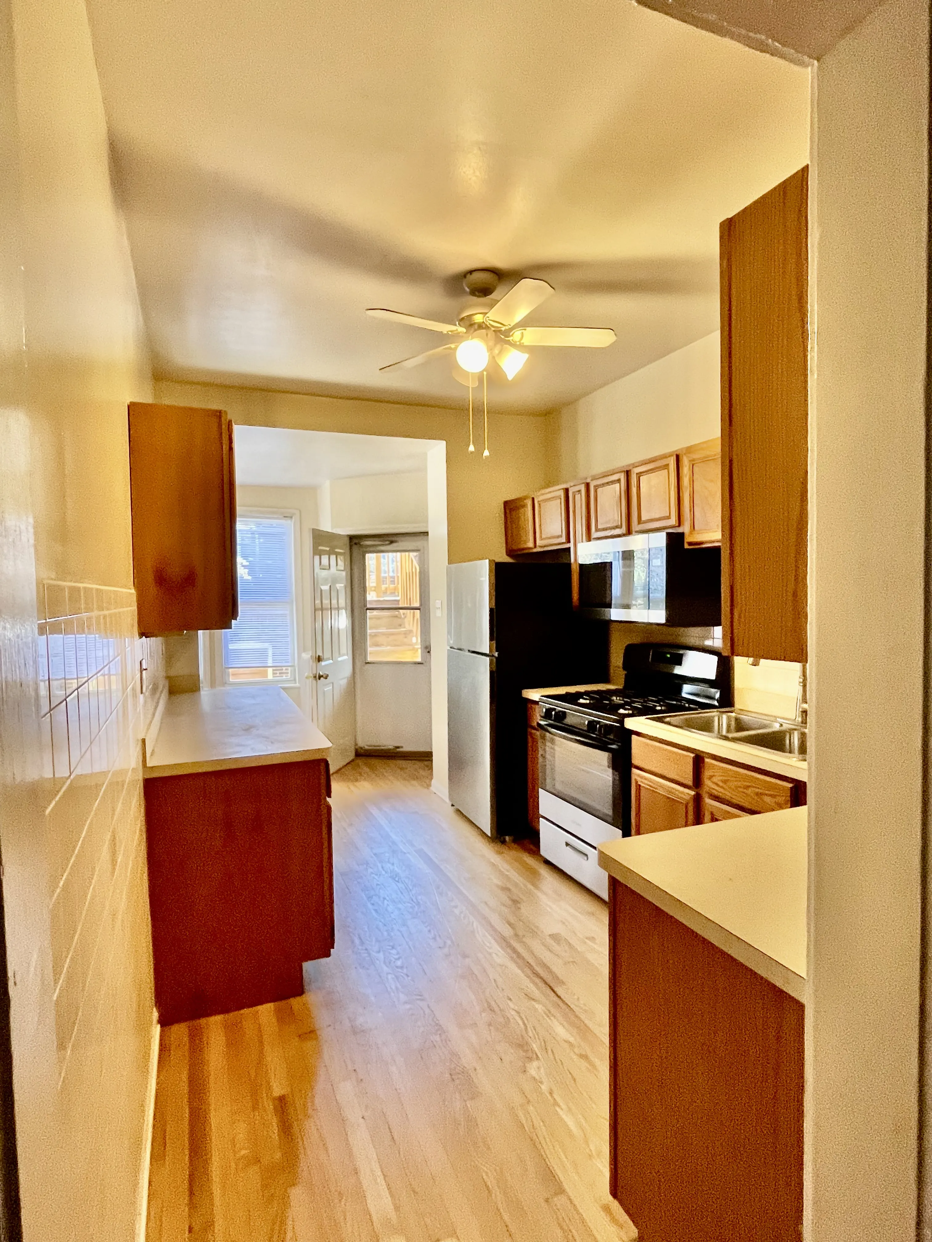 6345 N LAKEWOOD AVE 60660-unit#3-Chicago-IL