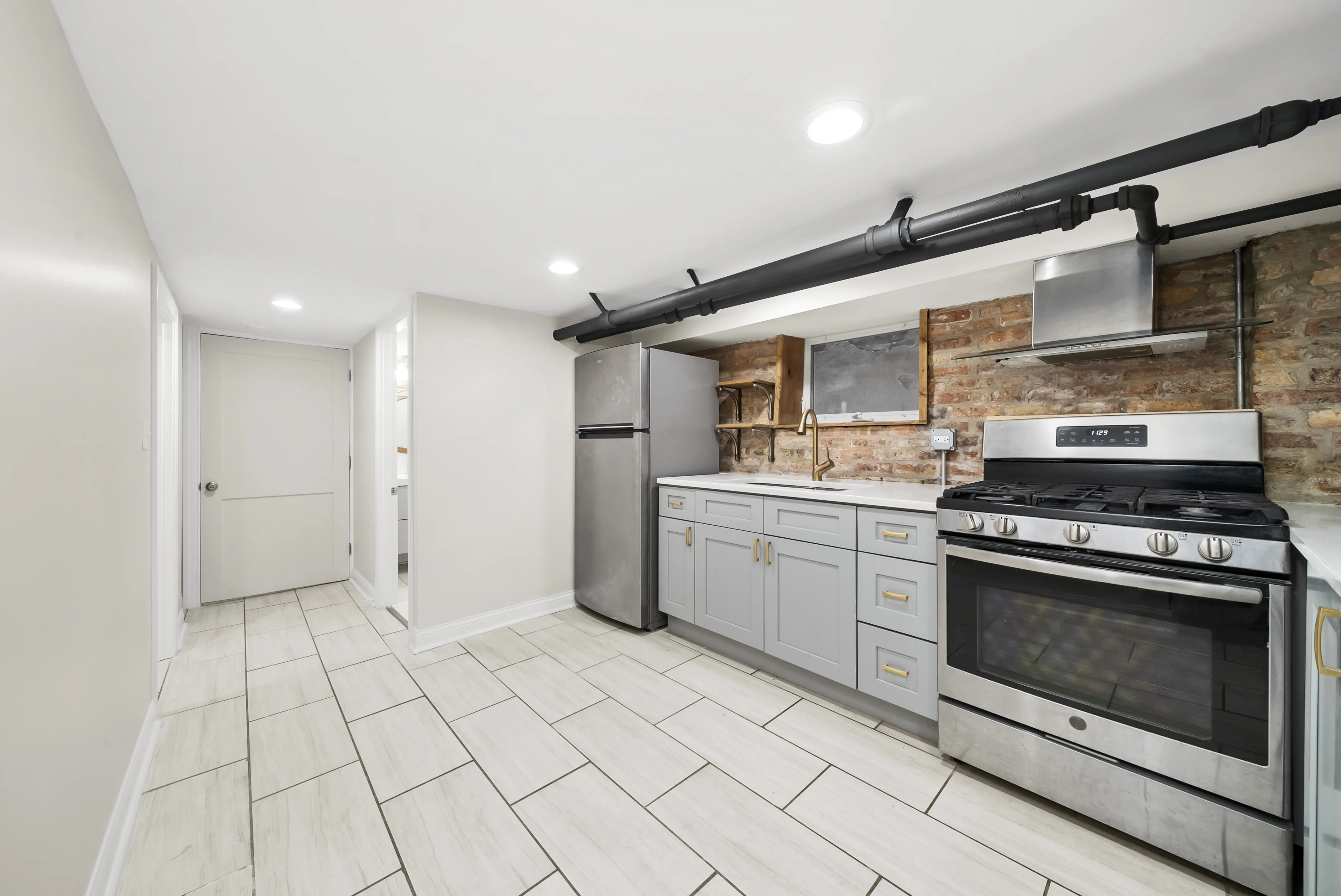 3514 W Hirsch St   60651 60651-unit#GND-Chicago-IL