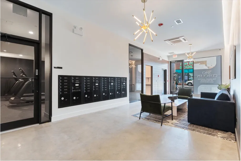 3140 N Clybourn Ave 60618 60618-3140 N Clybourn-Chicago-IL