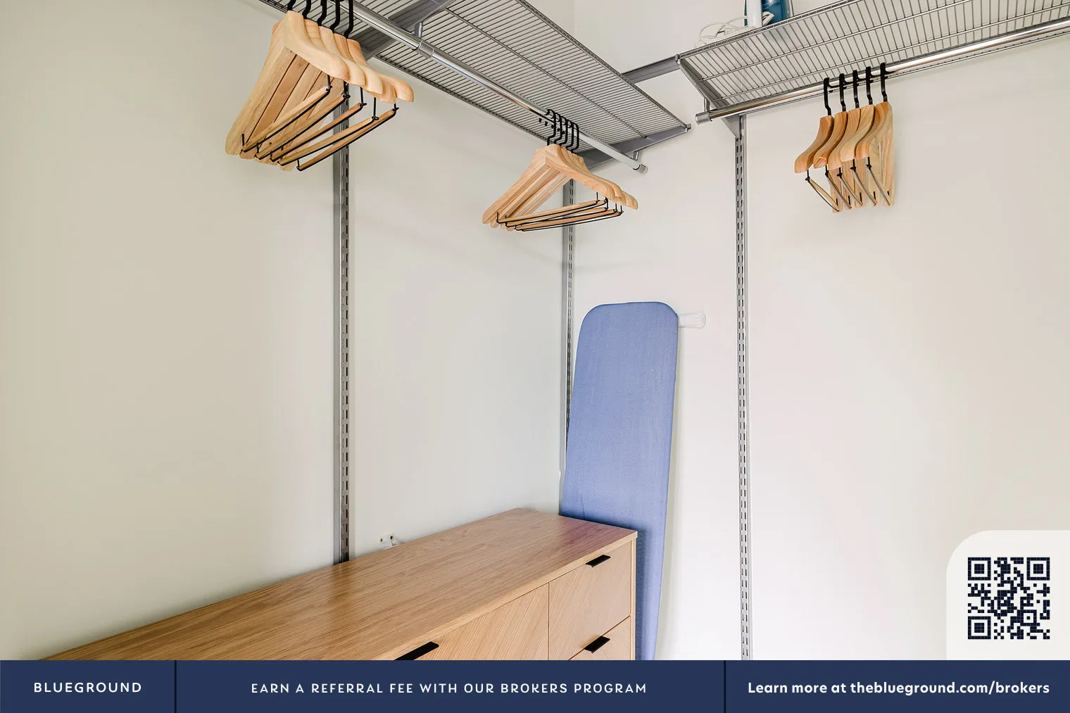 165 N Desplaines St   60661 60661-Emme-unit#ID1138-Chicago-IL