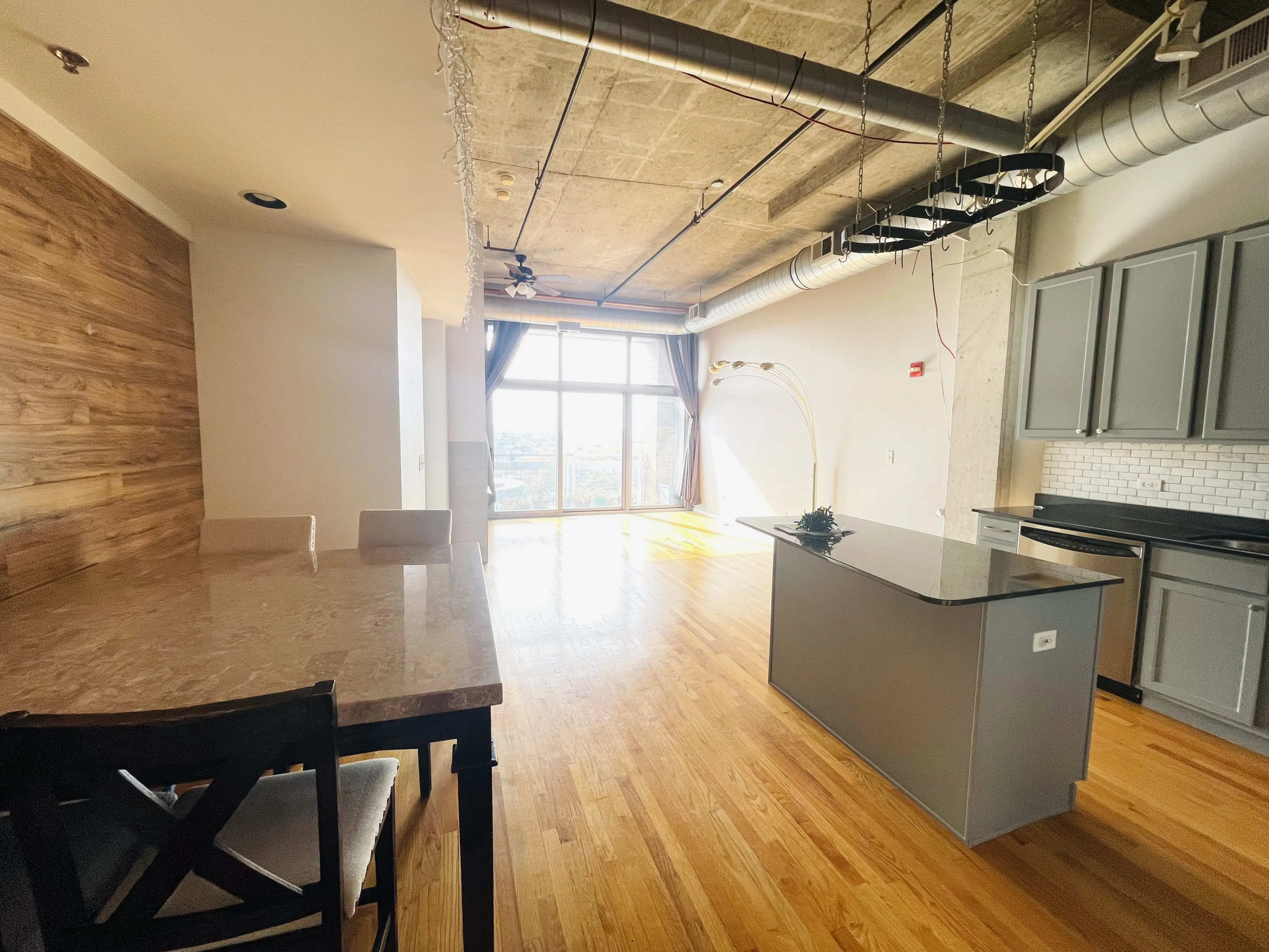 933 W Van Buren St 60607 60607-unit#911-Chicago-IL