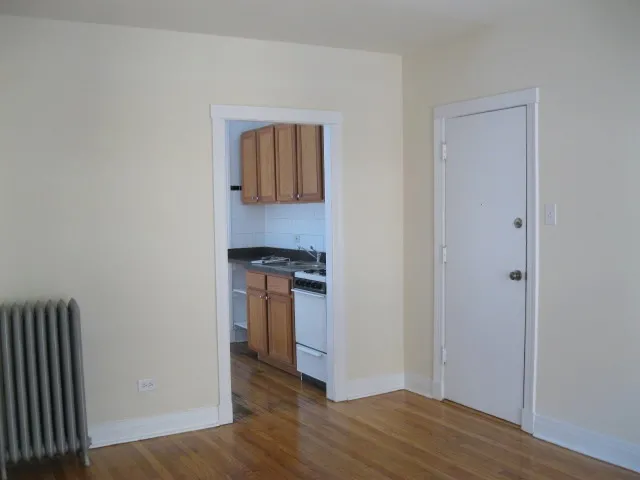 2647 N Spaulding Ave   60647 60647-unit#2W-Chicago-IL