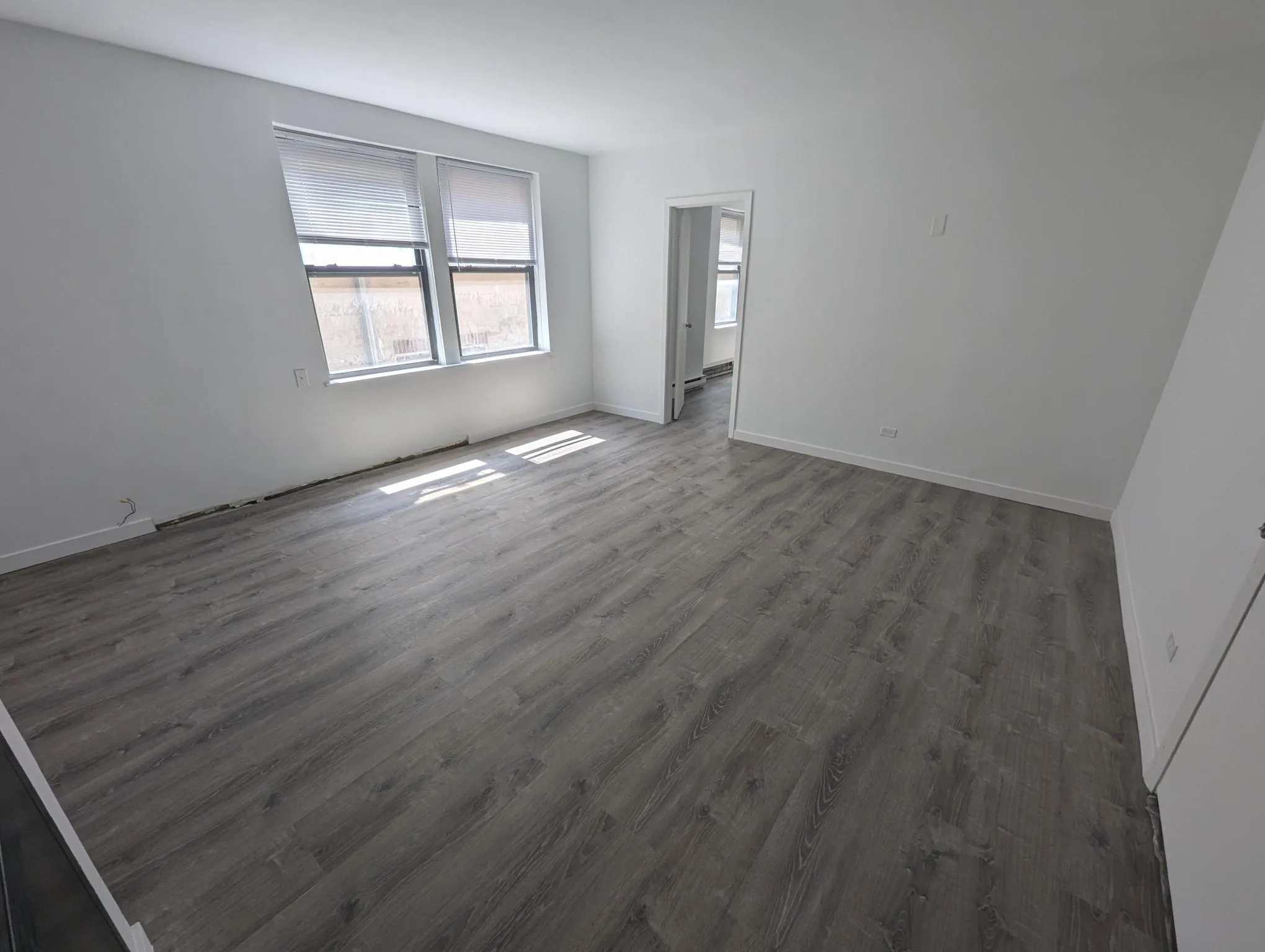 5726 N Winthrop Ave   60660 60660-unit#104-Chicago-IL