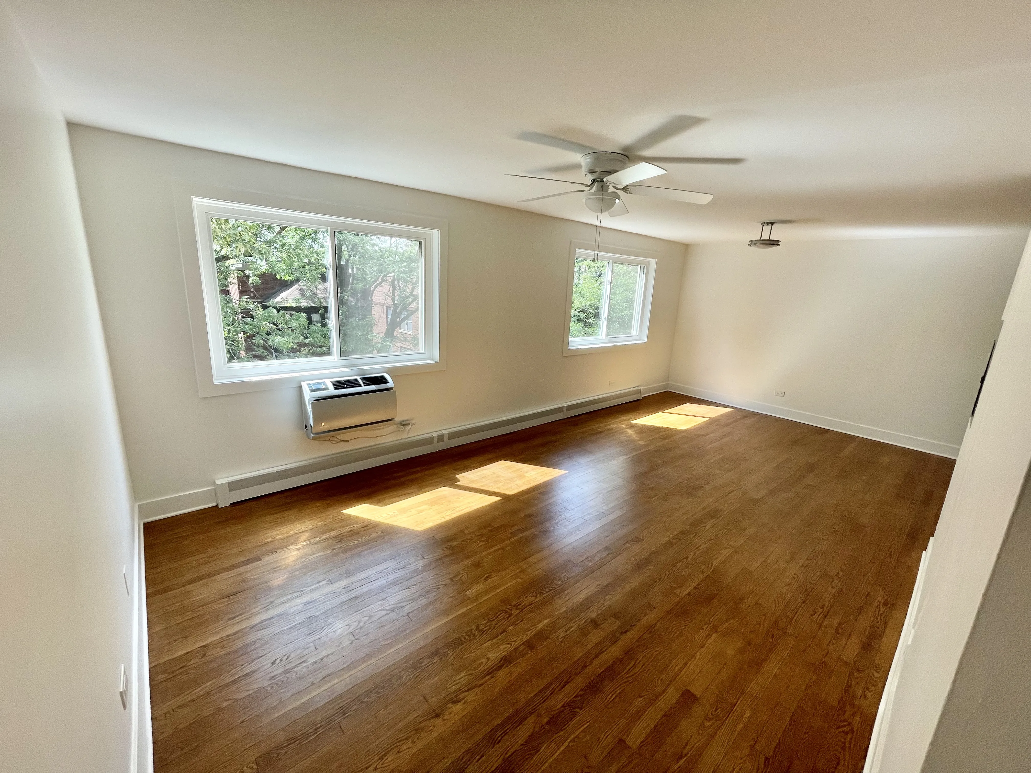 850 W Margate Terrace 60640 60640-unit#200-Chicago-IL