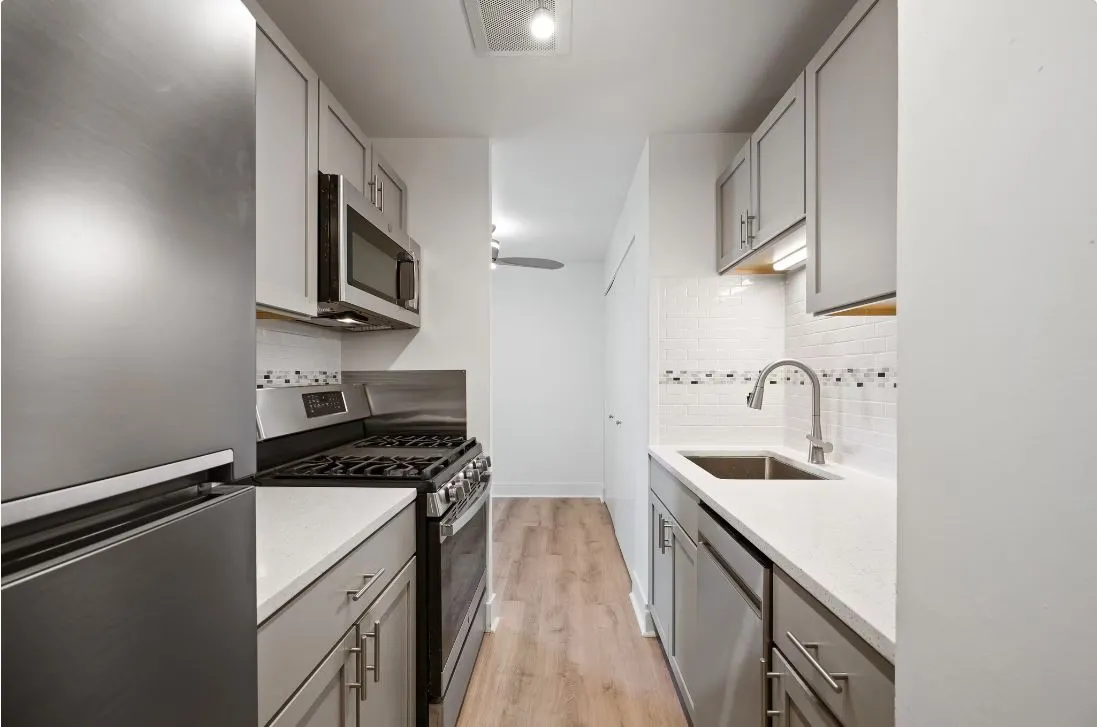 2424 N Clark St   60614 60614-unit#412-Chicago-IL