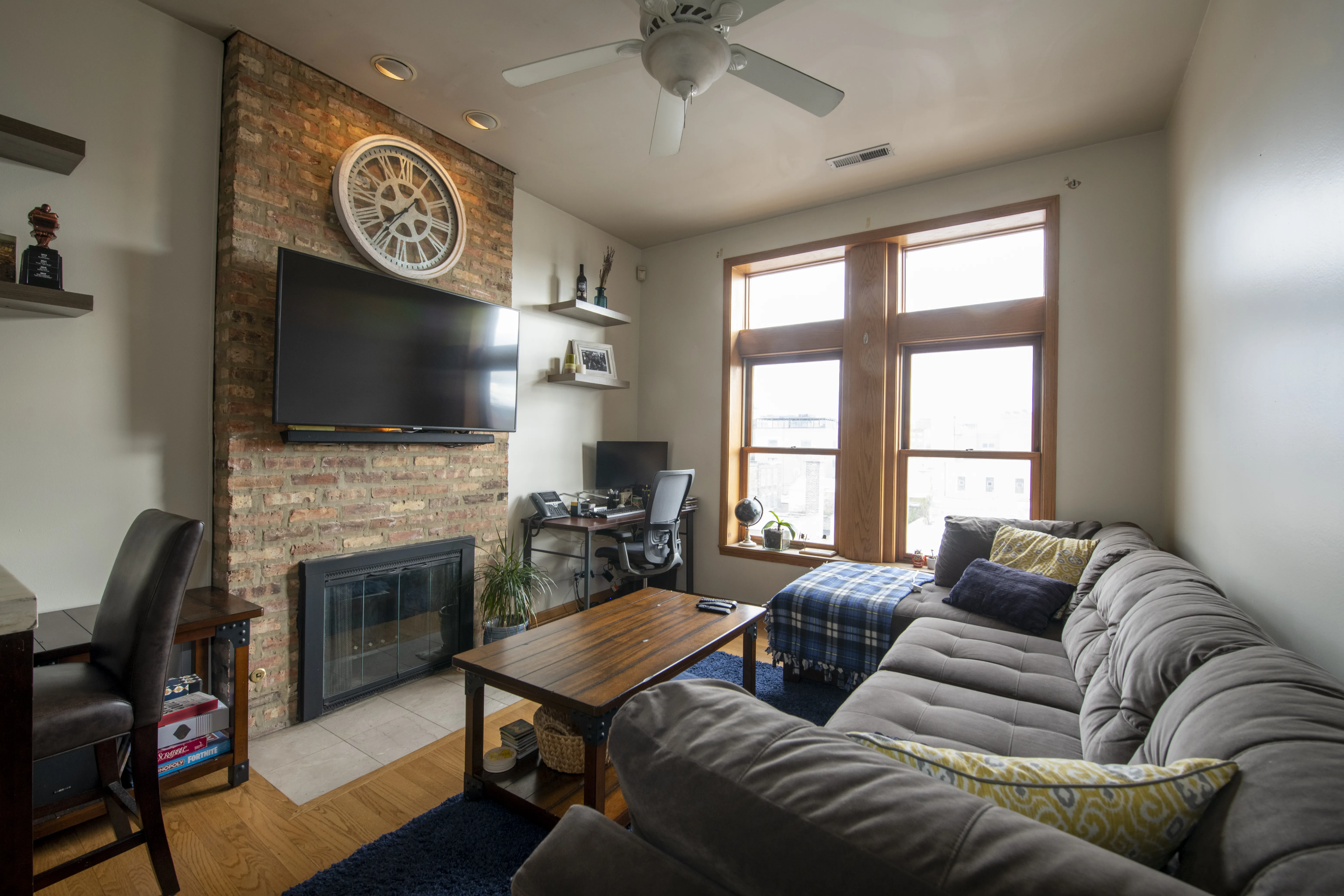 1164 W GRAND AVE 60642-unit#4F-Chicago-IL