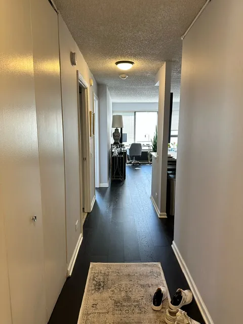 30 E Huron St   60611 60611-unit#3706-Chicago-IL