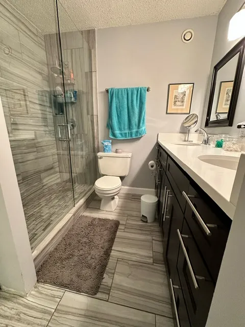 30 E Huron St   60611 60611-unit#3706-Chicago-IL