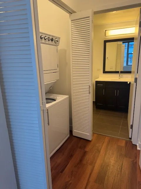 1225 N Wells St   60610 60610-unit#411-Chicago-IL