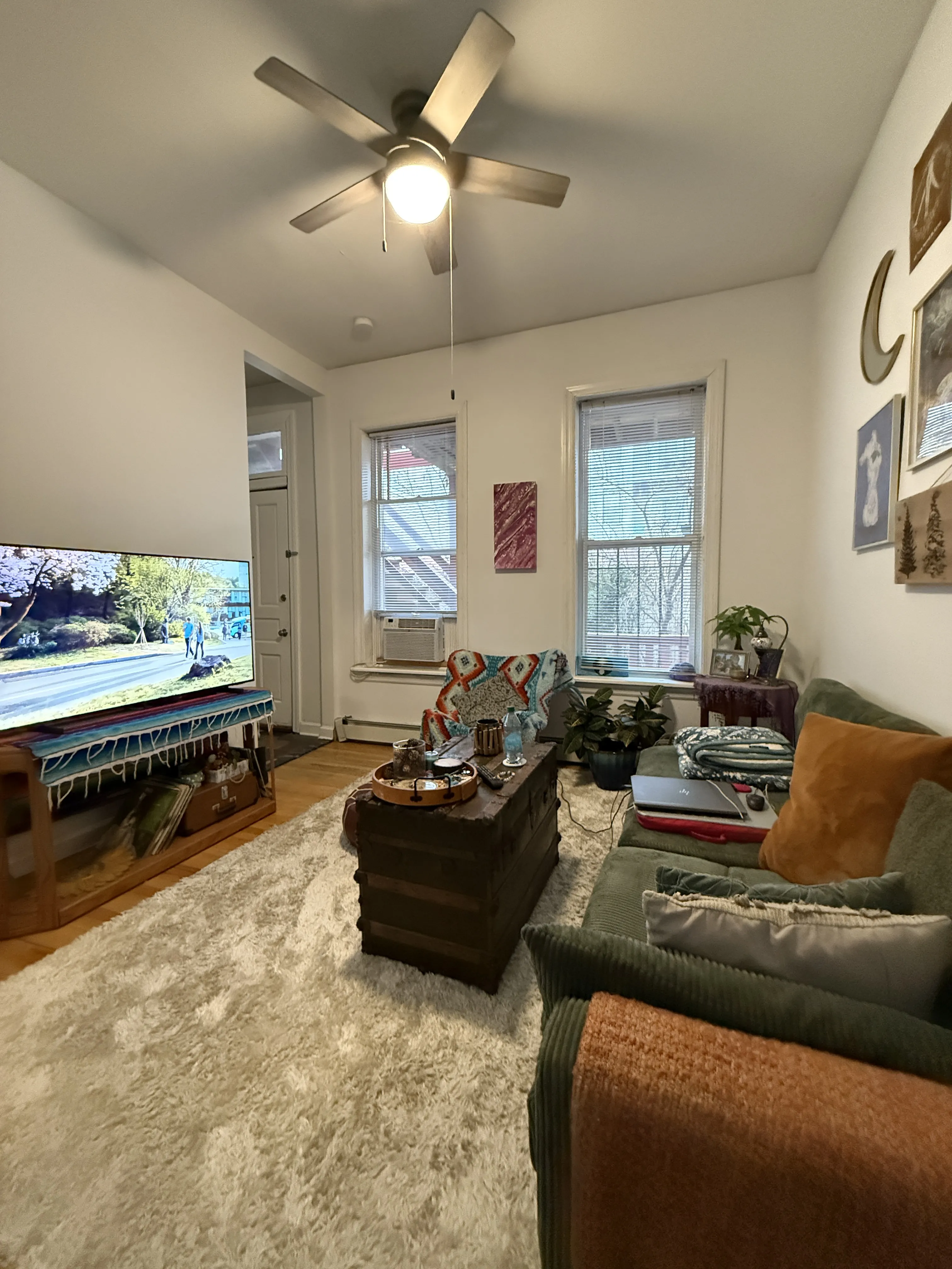 2043 W CRYSTAL ST 60622-unit#1R-Chicago-IL