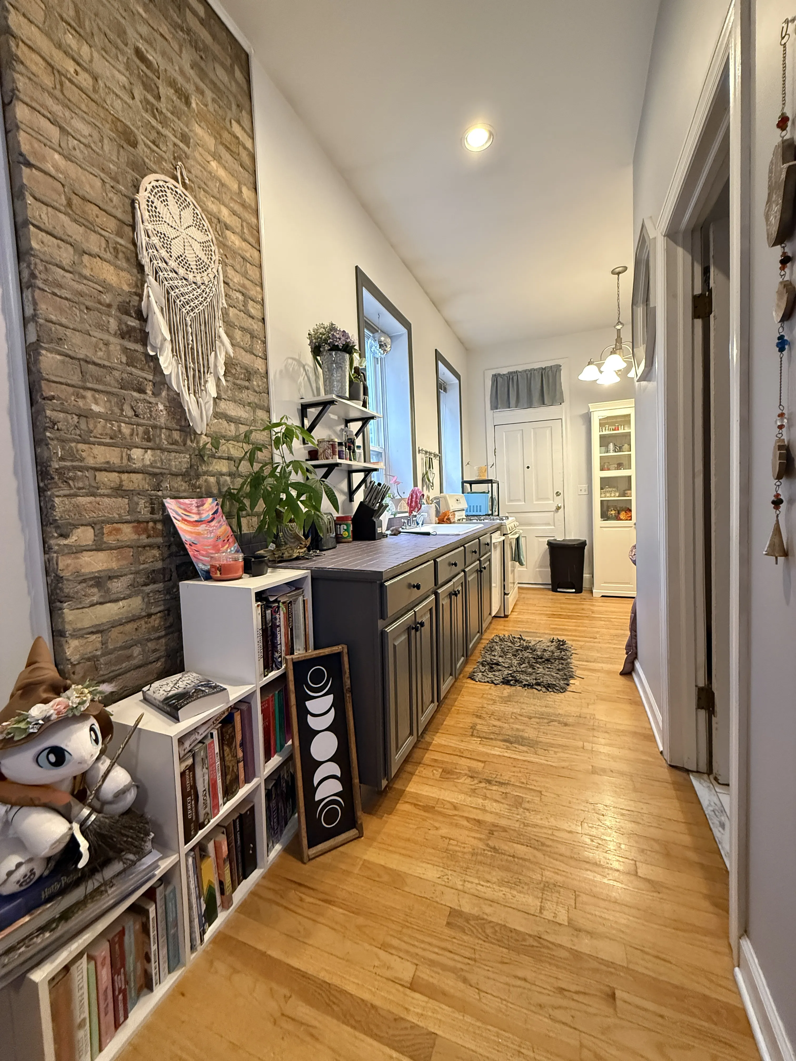 2043 W CRYSTAL ST 60622-unit#1R-Chicago-IL