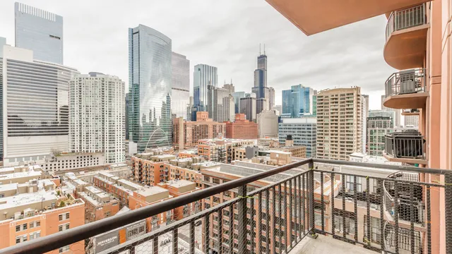 330 N Jefferson St 60661 60661-unit#1601-Chicago-IL