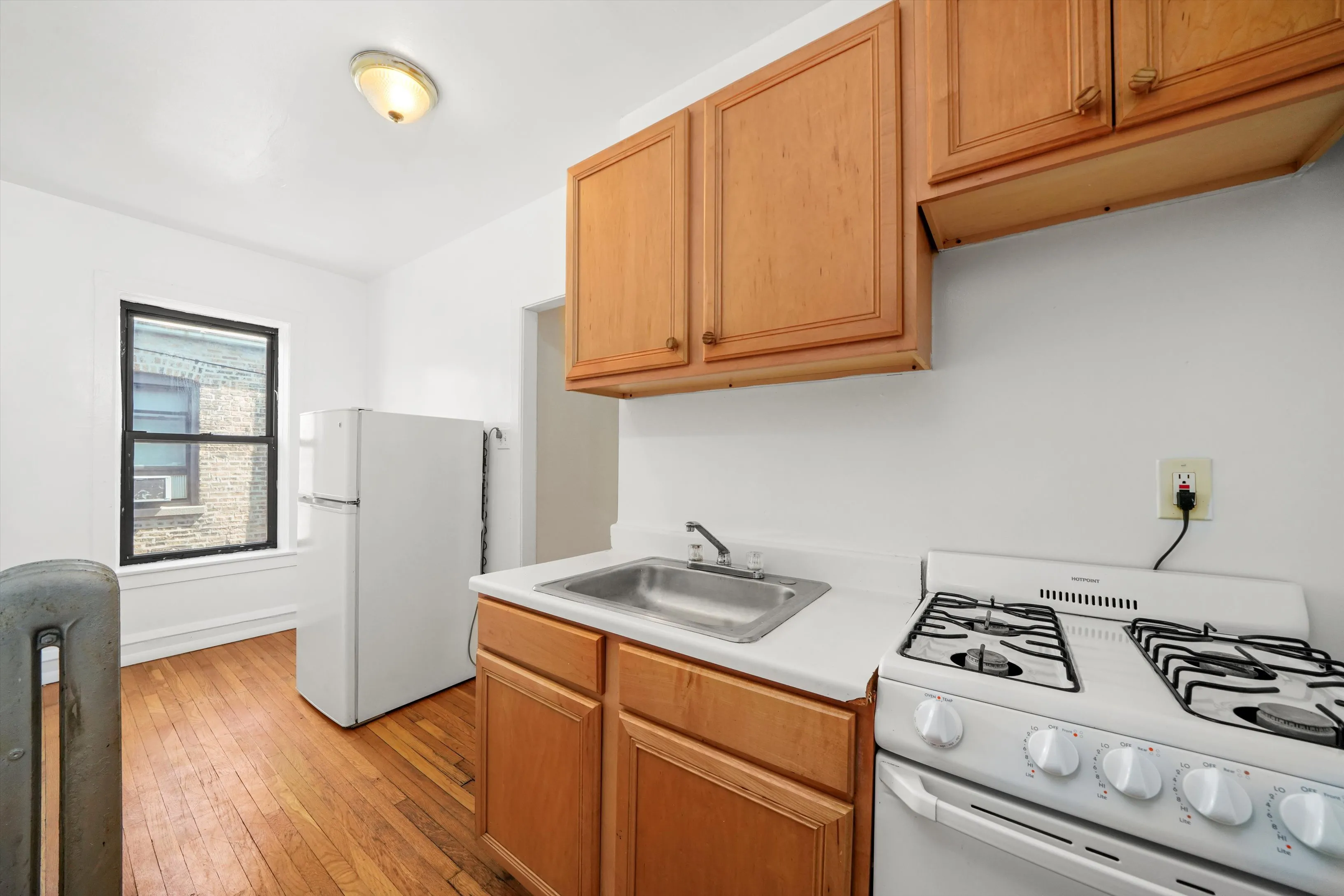 3304 W. Schubert 60647-unit#2i-Chicago-IL