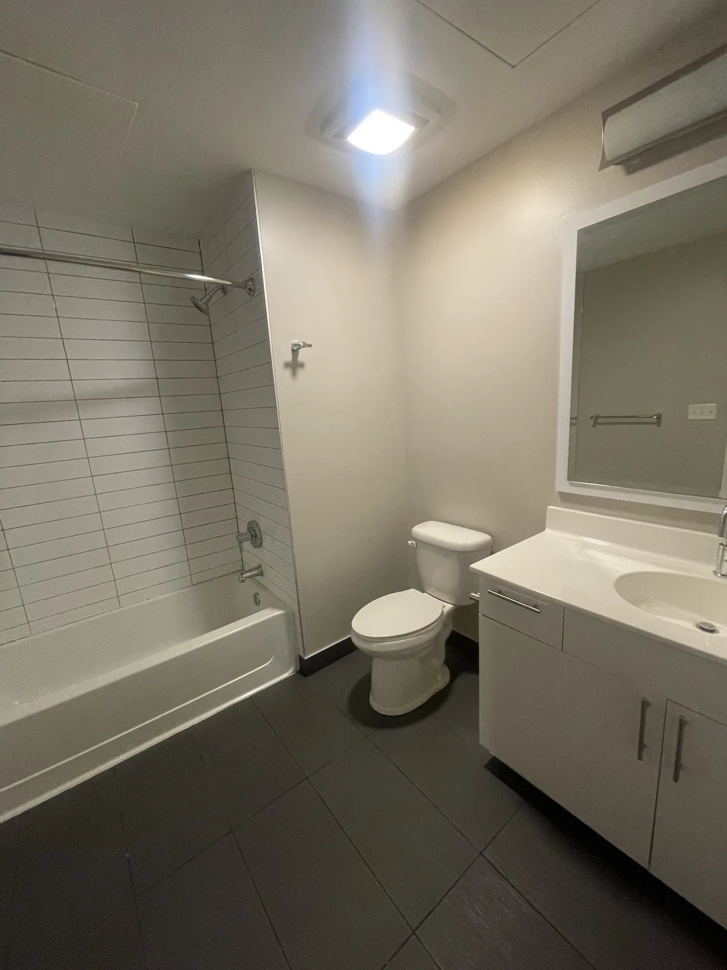 211 W Scott St 60610 60610-unit#410-Chicago-IL