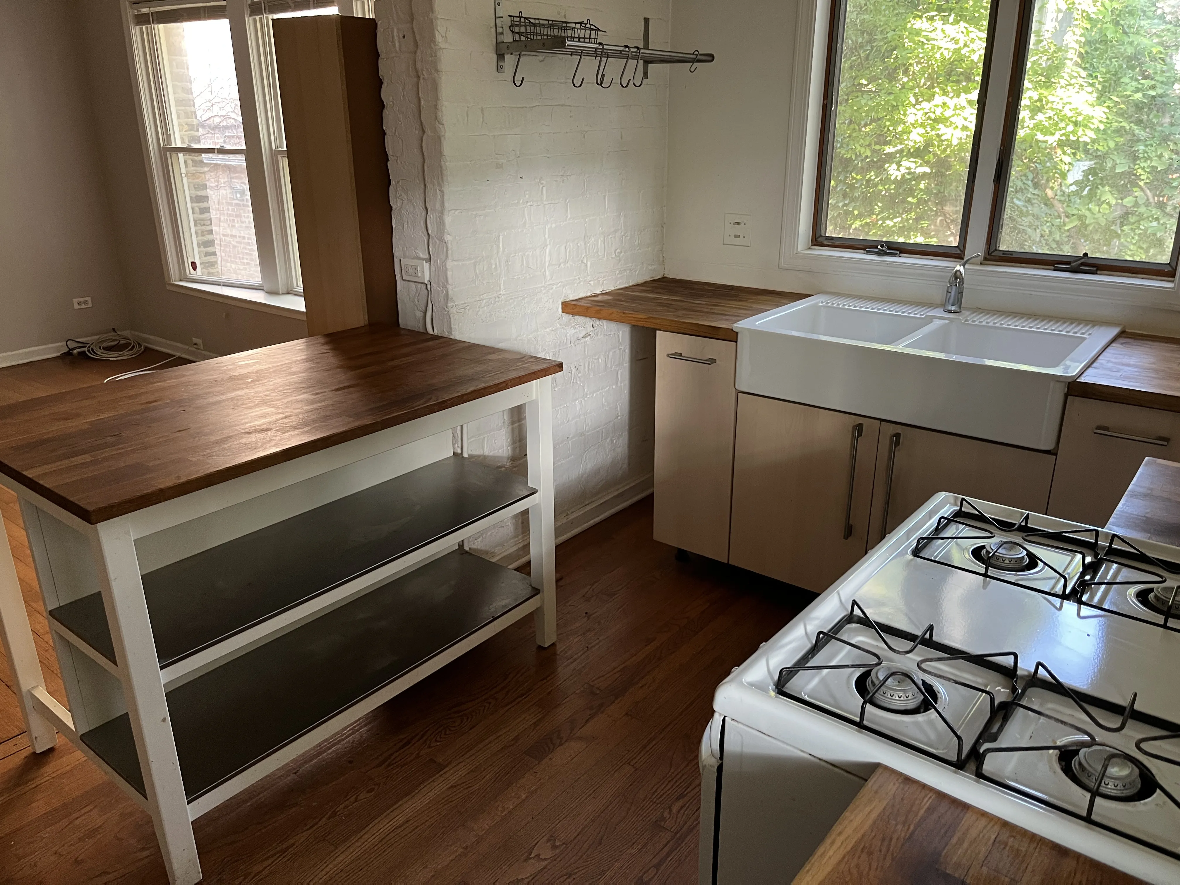 1521  Juneway ave 60626-unit#1E-Chicago-IL