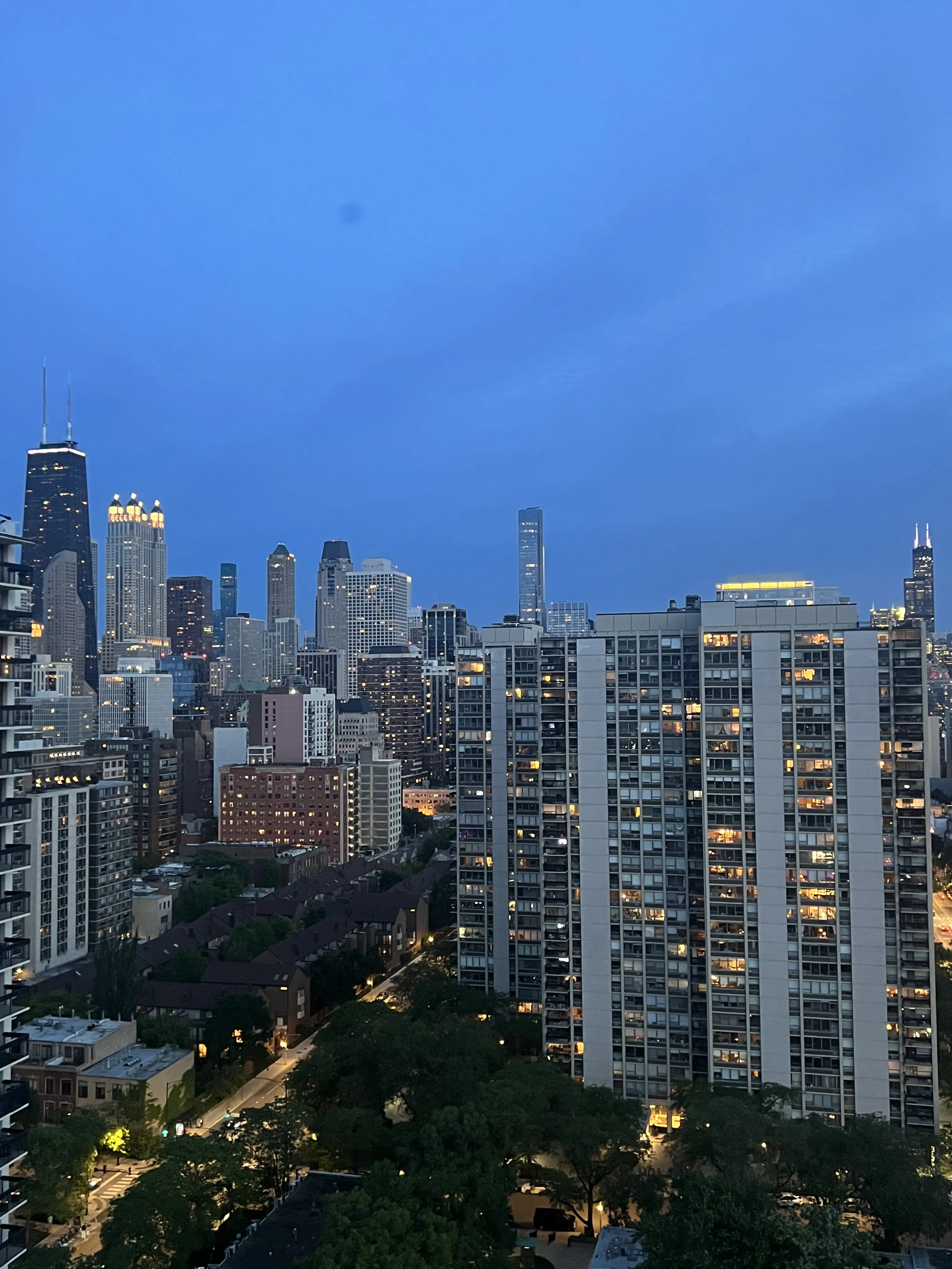 1460 N SANDBURG TER 60610-Sandburg Terrace- Alcott House-unit#2607-Chicago-IL