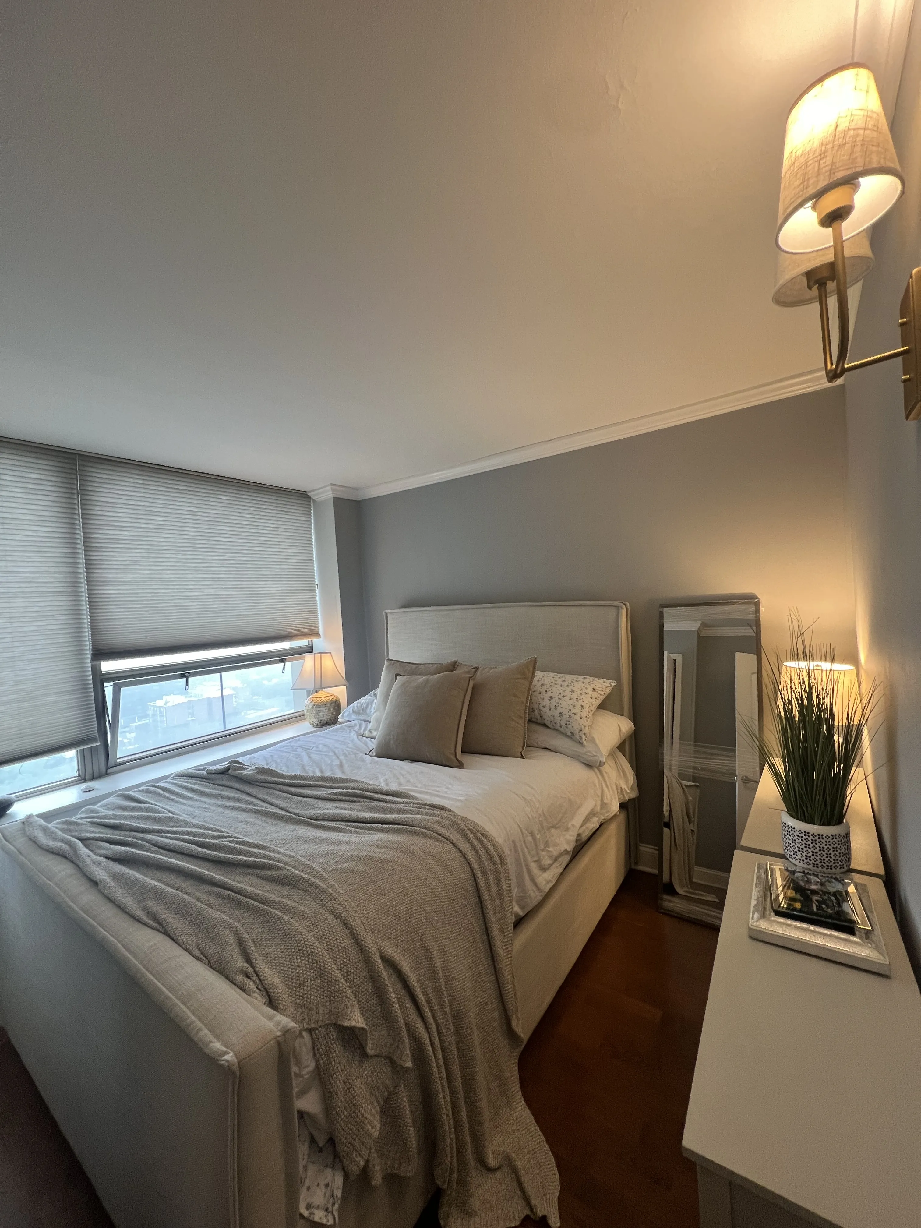 1460 N SANDBURG TER 60610-Sandburg Terrace- Alcott House-unit#2607-Chicago-IL