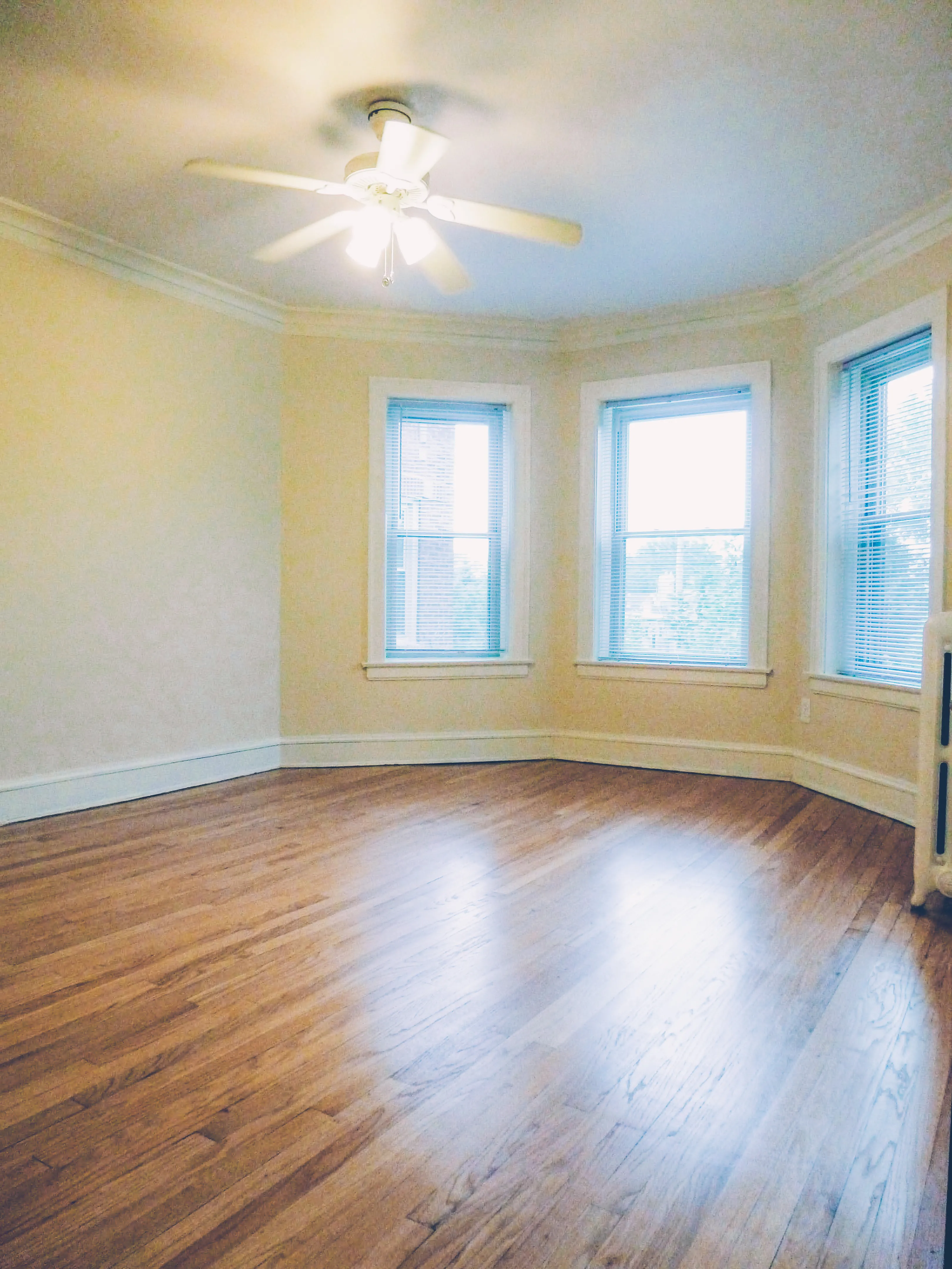 1746 W WINNEMAC AVE 60640-Winnemac Apartments-unit#3S-Chicago-IL