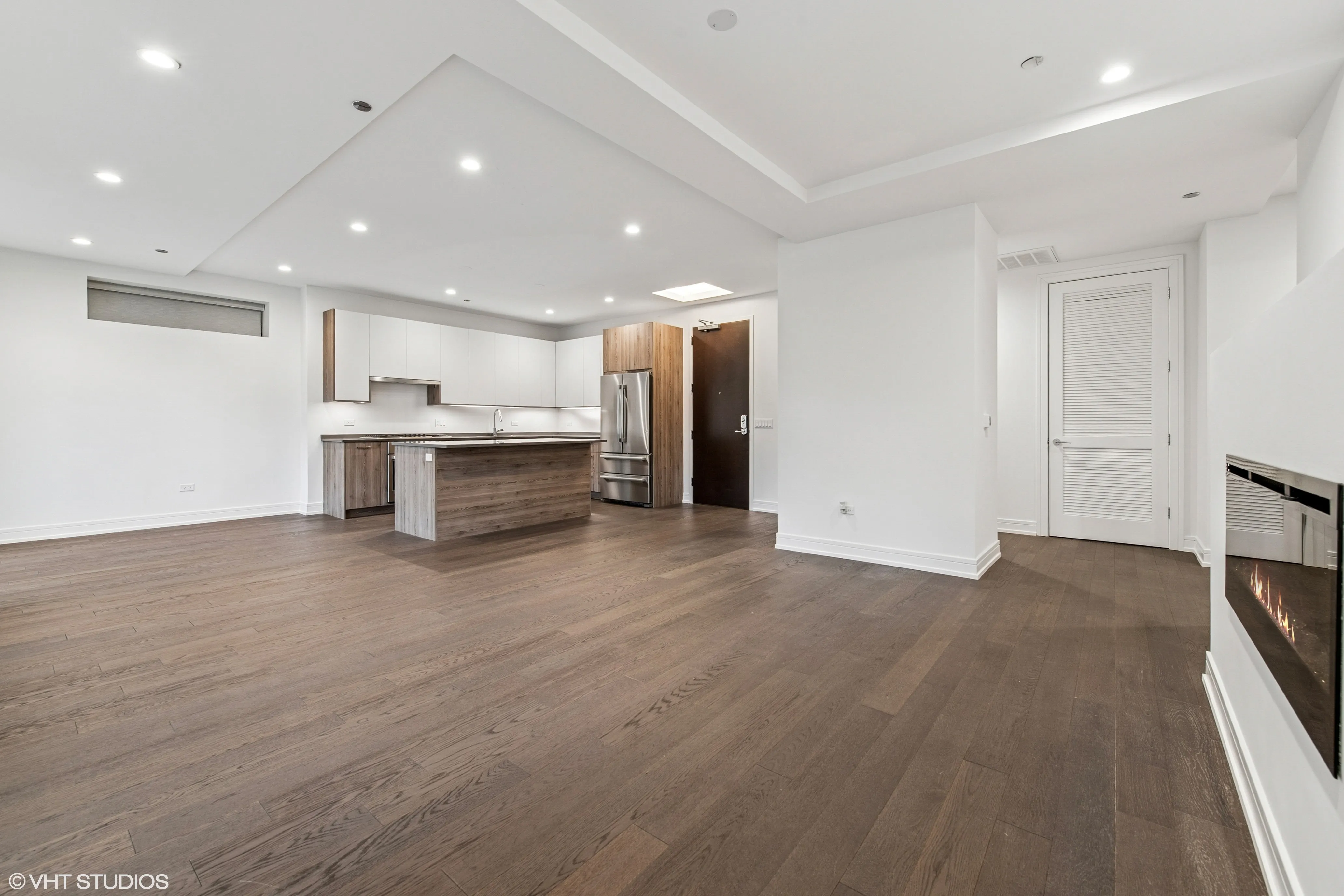 master bedroom view at Melrose On The Lake Apartments in Lakeview Chicago