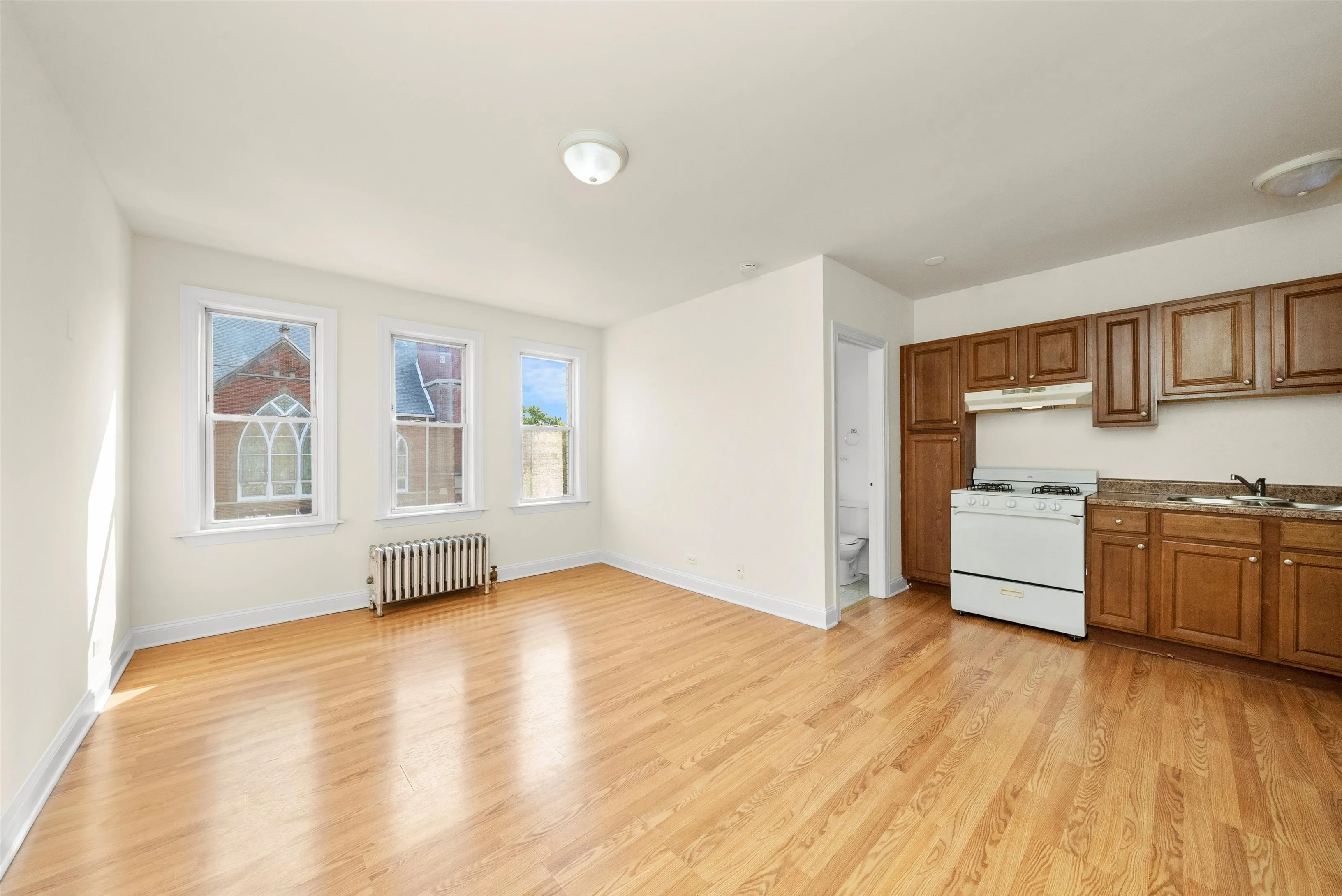 2600 N Kimball Ave 60647 60647-unit#410-Chicago-IL