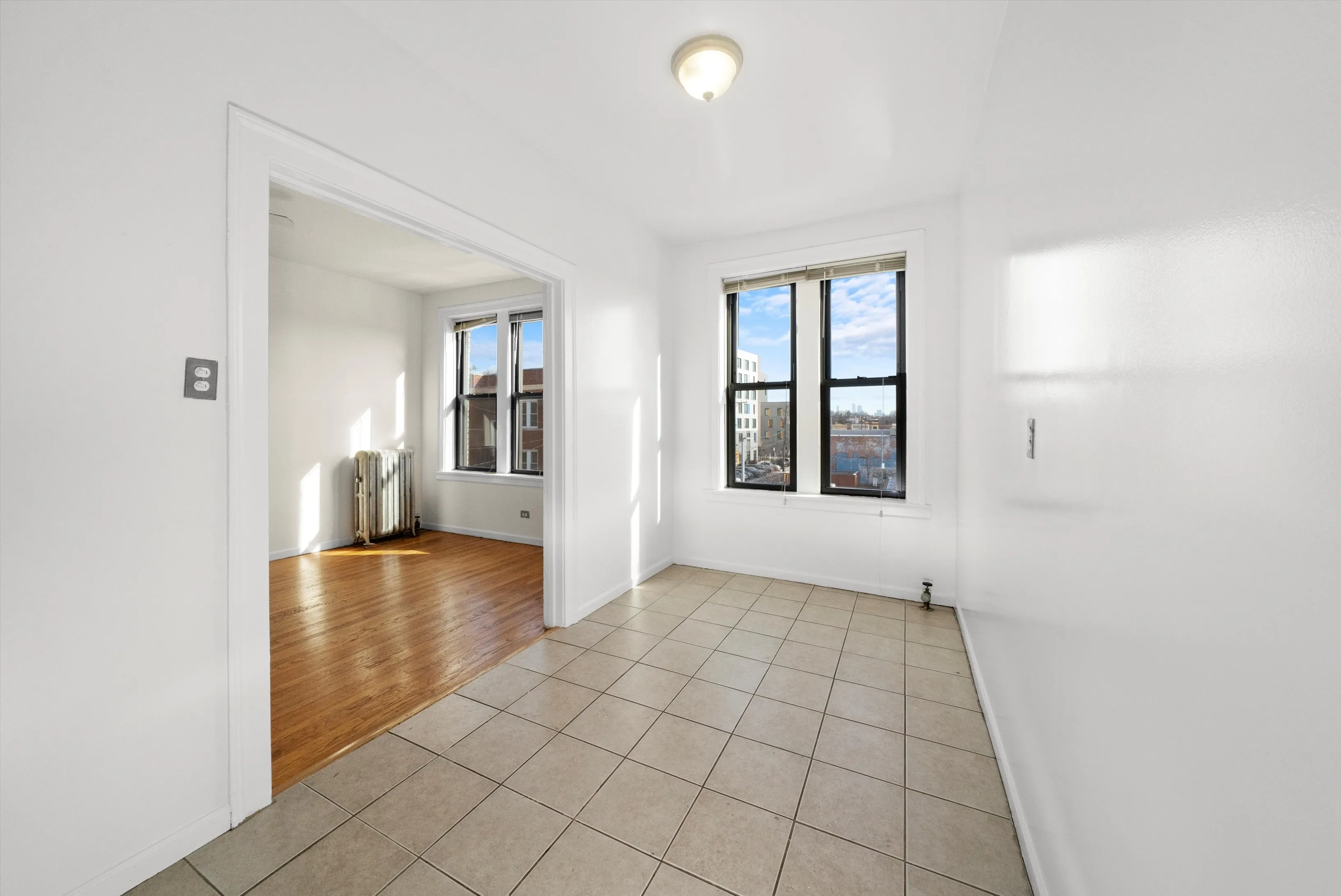 2704 N SAWYER AVE 60647-unit#315-Chicago-IL