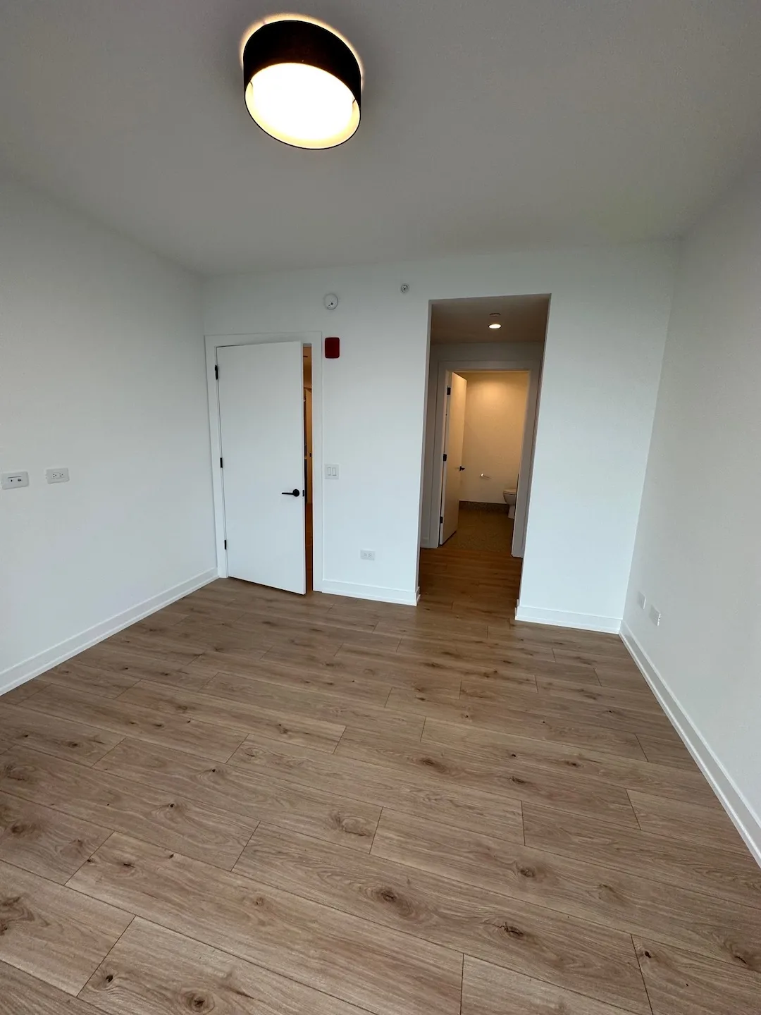 369 W Grand Ave 60654 60654-unit#1302-Chicago-IL