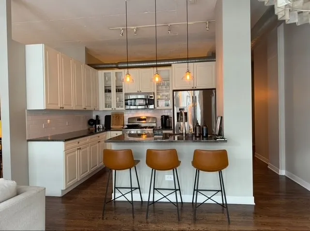 910 W MADISON ST 60607-Madison Condos-unit#702-Chicago-IL